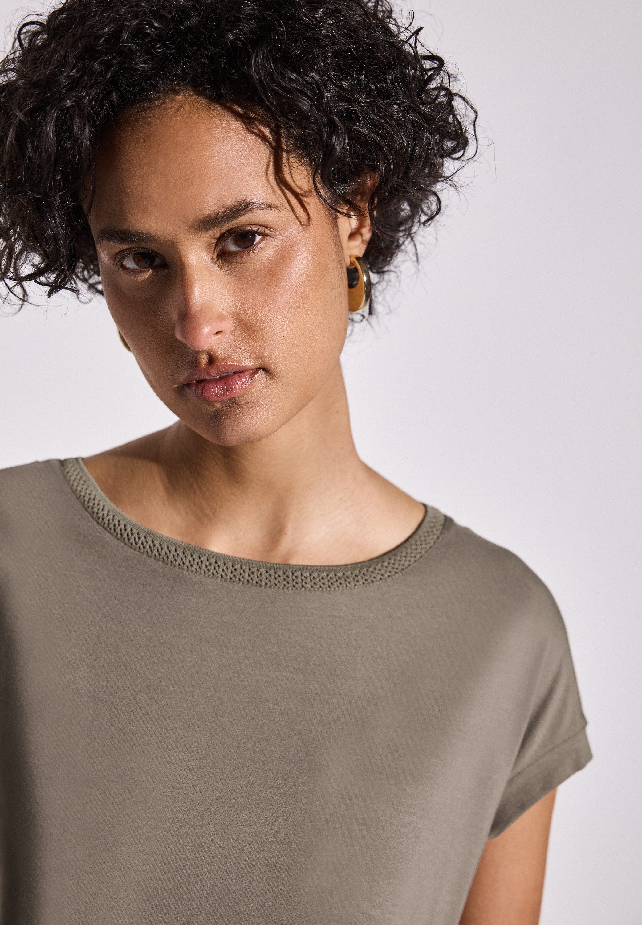 STREET ONE T-shirt met decoratietape en elastische zoom dames t-shirts maat 42 bruin