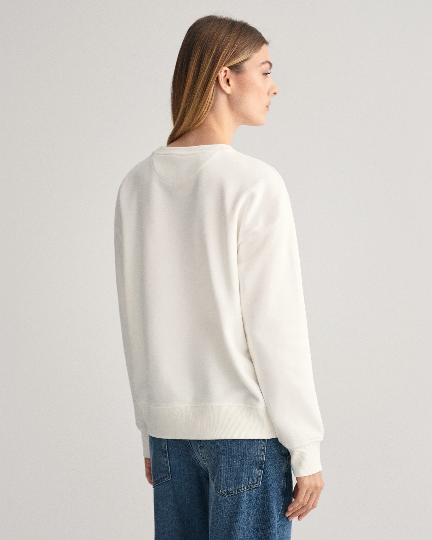 Gant Sweatshirt SHIELD C-NECK SWEAT Grafische GANT-borduursel op de borst