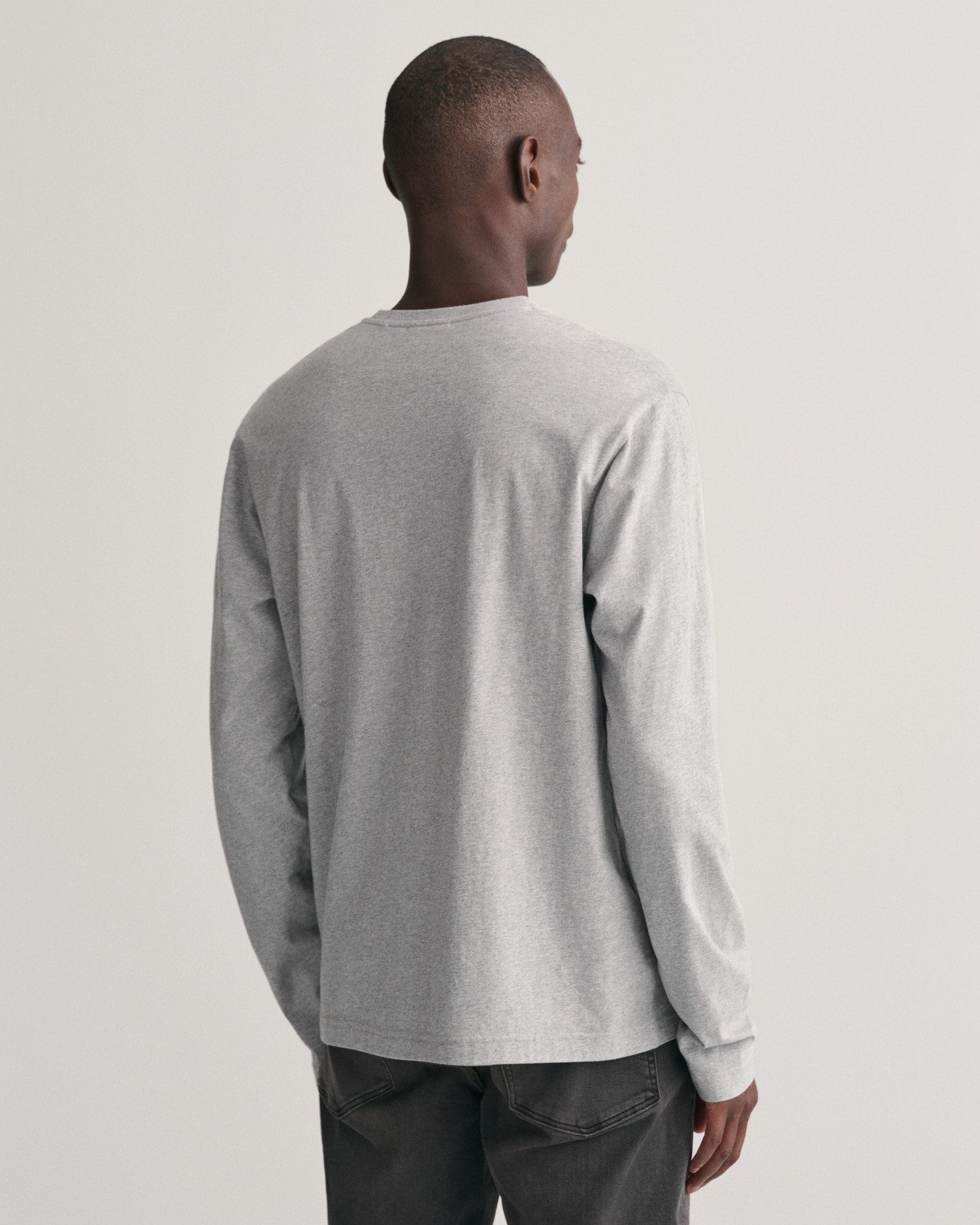 Gant Shirt met lange mouwen REG SHIELD LS T-SHIRT met logoborduursel op borsthoogte