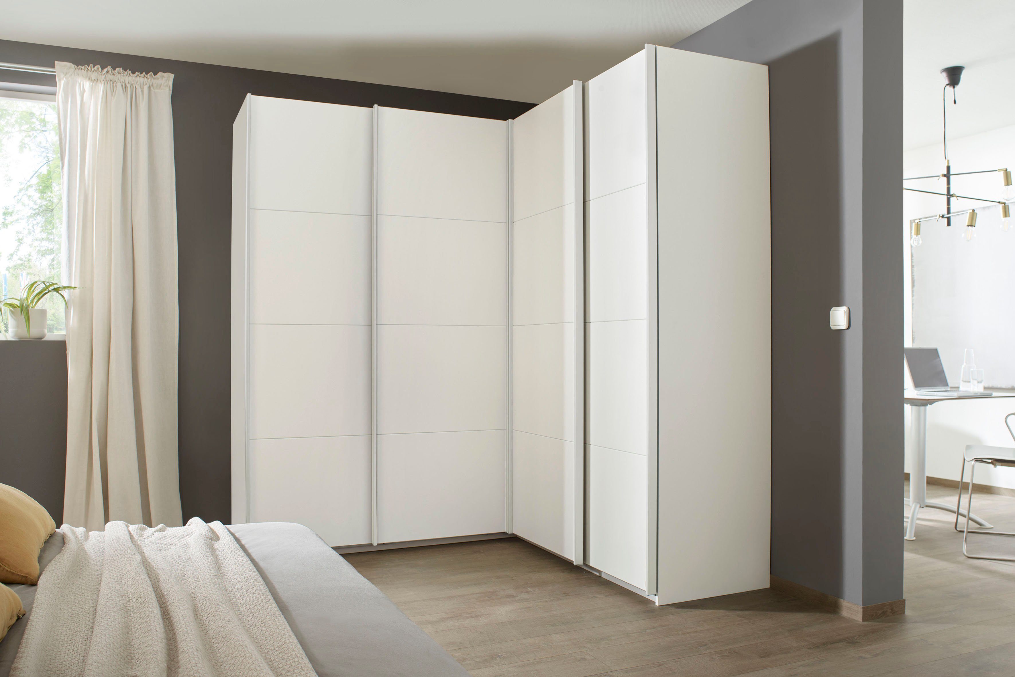 rauch Zweefdeurkast Quadra Hoekkast inclusief deurdemper en lade-inzet zweefdeurkasten maat 181 cm x 229 cm x 187 cm wit