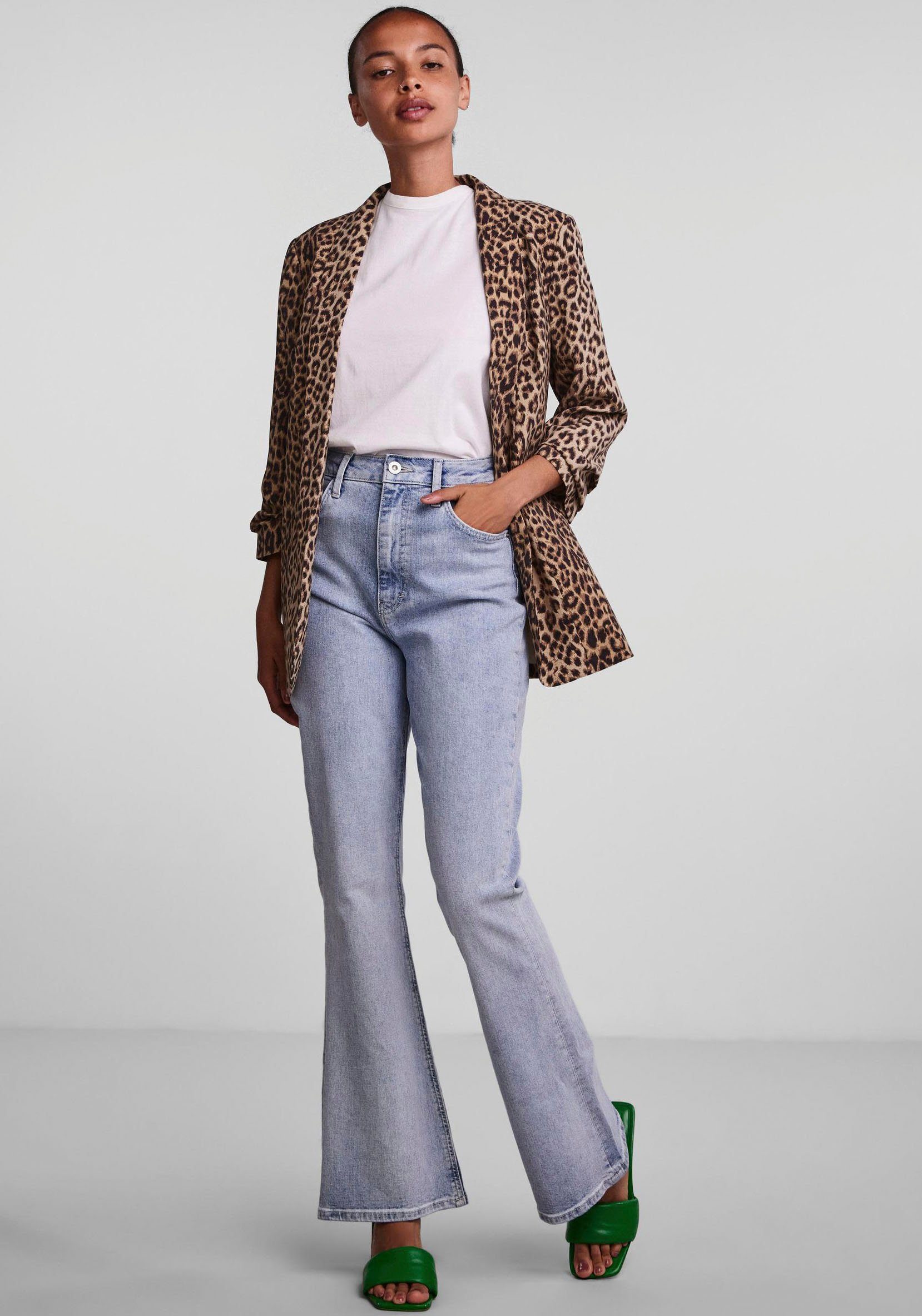 pieces Blouseblazer PCBOSELLA 3/4 PRINTED BLAZER NOOS