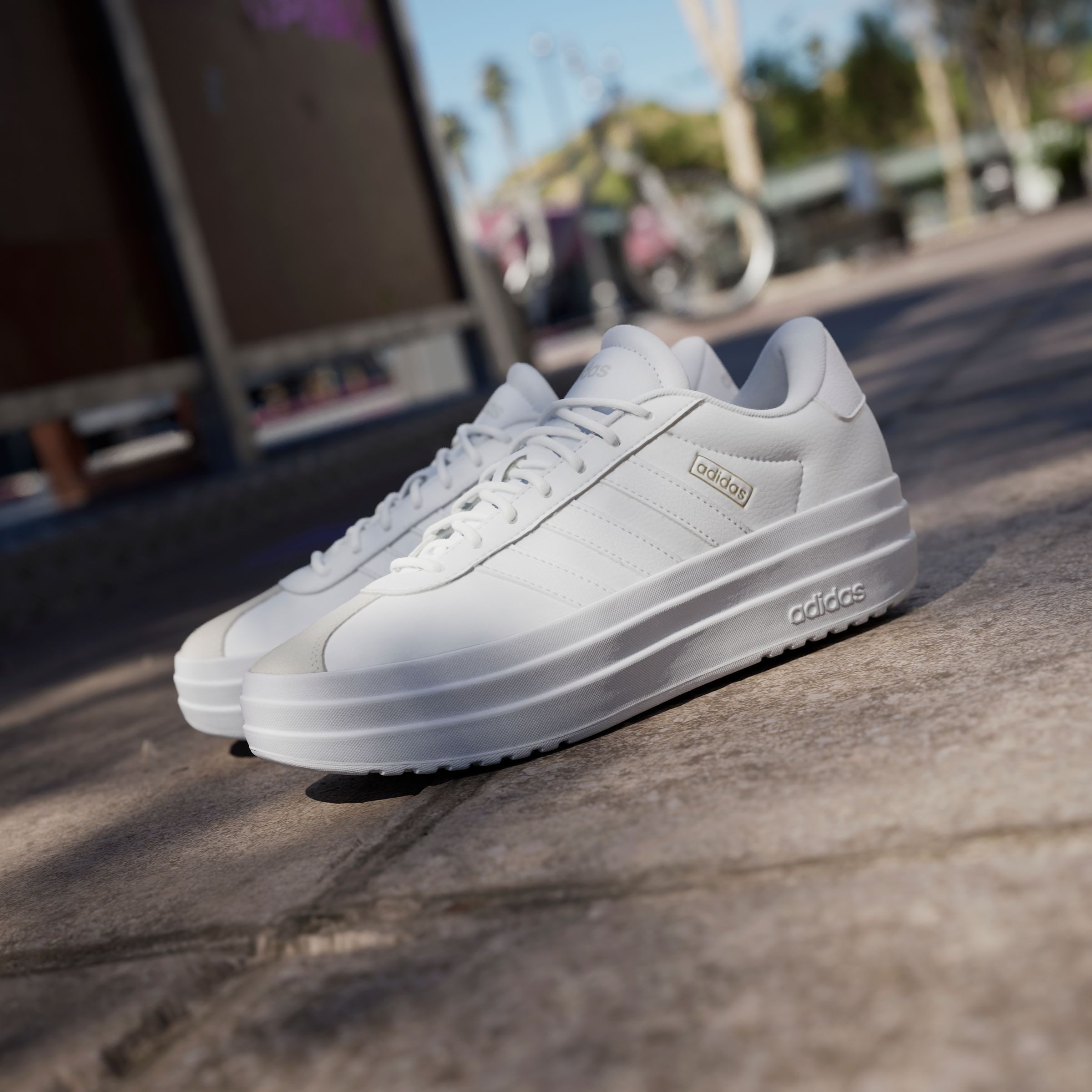 adidas Sportswear Sneakers VL COURT BOLD Design in de voetsporen van de adidas Gazelle Bold