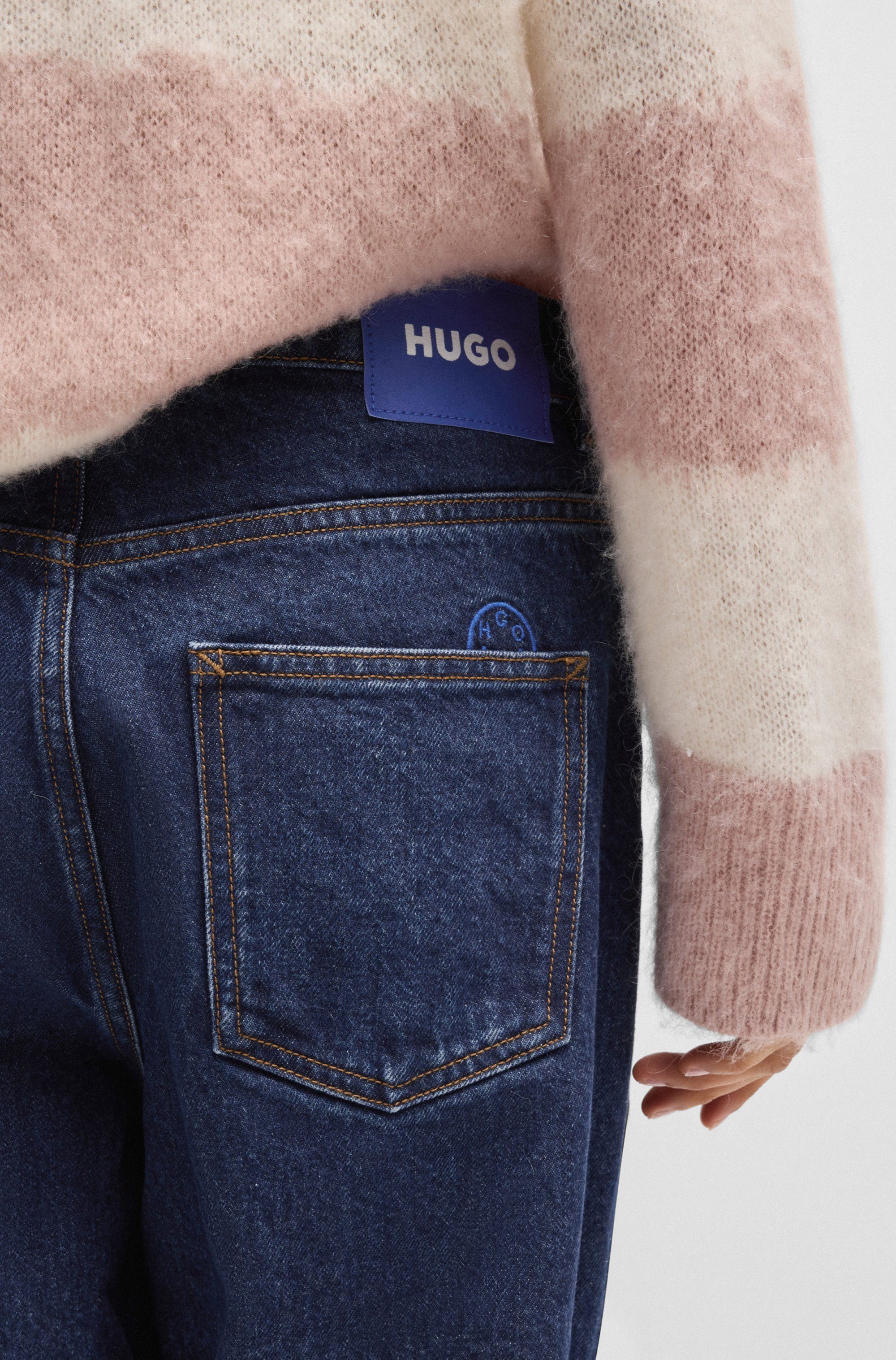 HUGO Blue Relax fit jeans Leni met kenmerkende borduurwerk