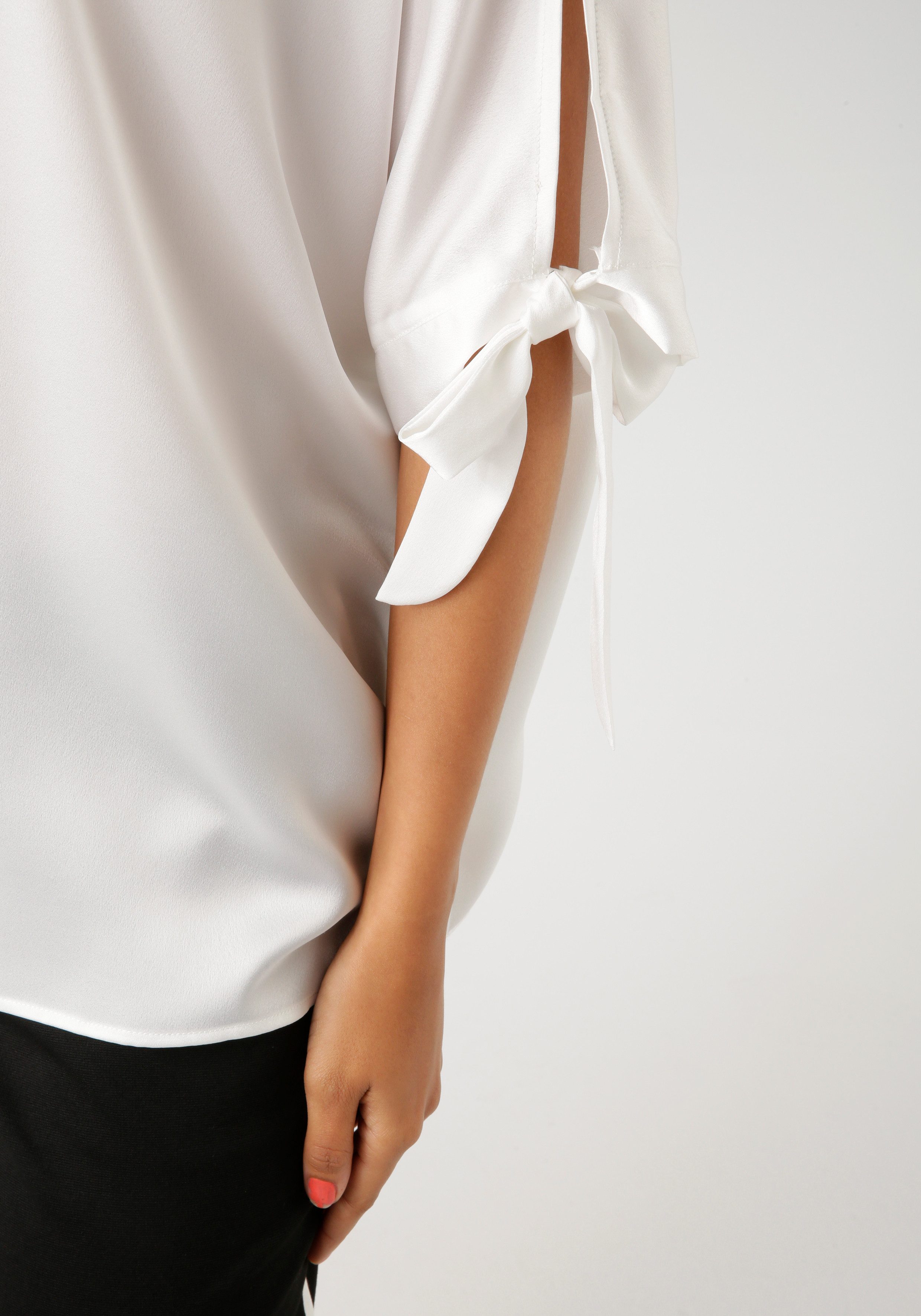 Aniston CASUAL Blouse zonder sluiting met verfijnde uitsnijdingen aan de 3/4 lange mouwen - nieuwe collectie