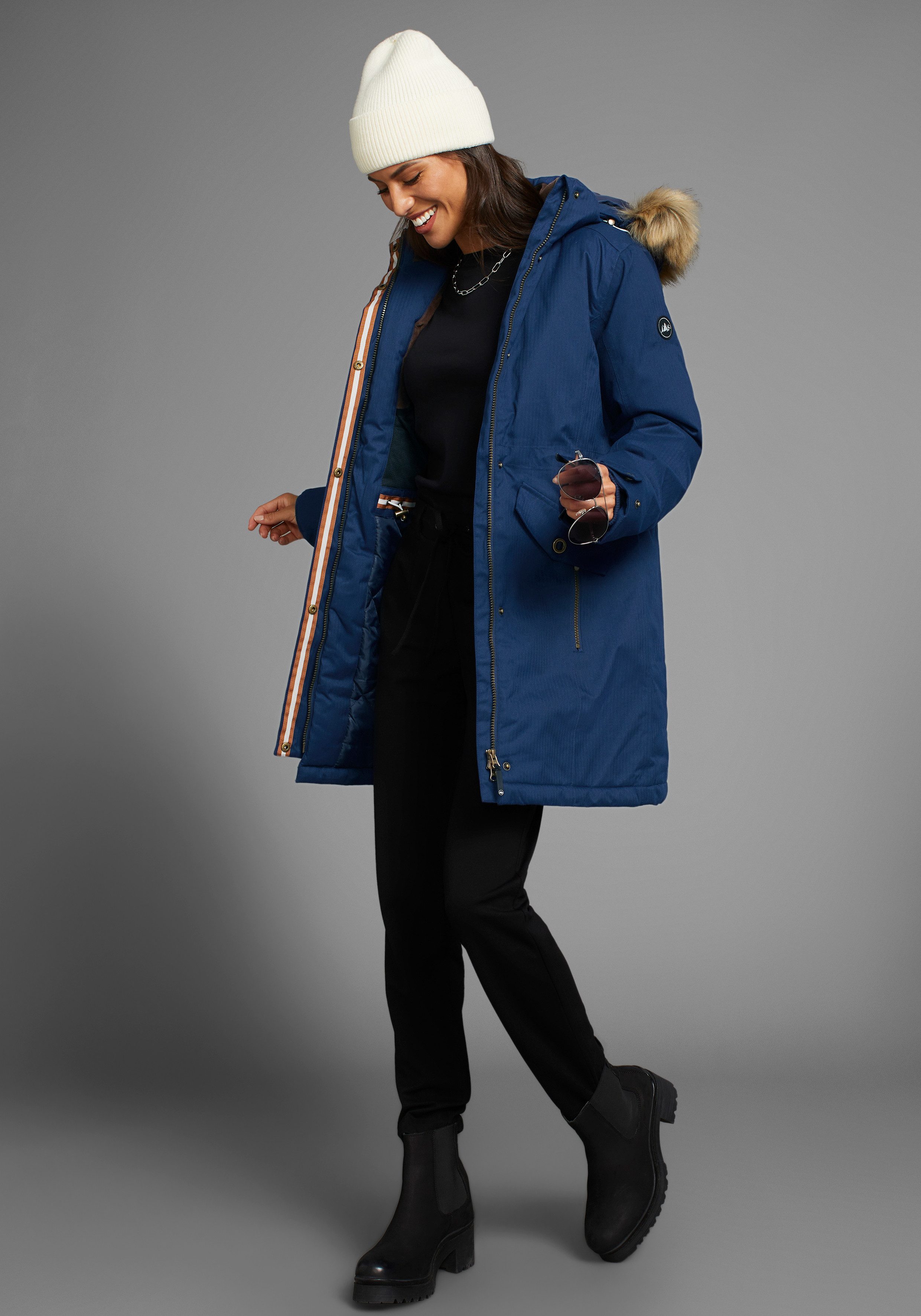 Polarino Functionele parka Ademend, winddicht en waterdicht. Warm gewatteerd.