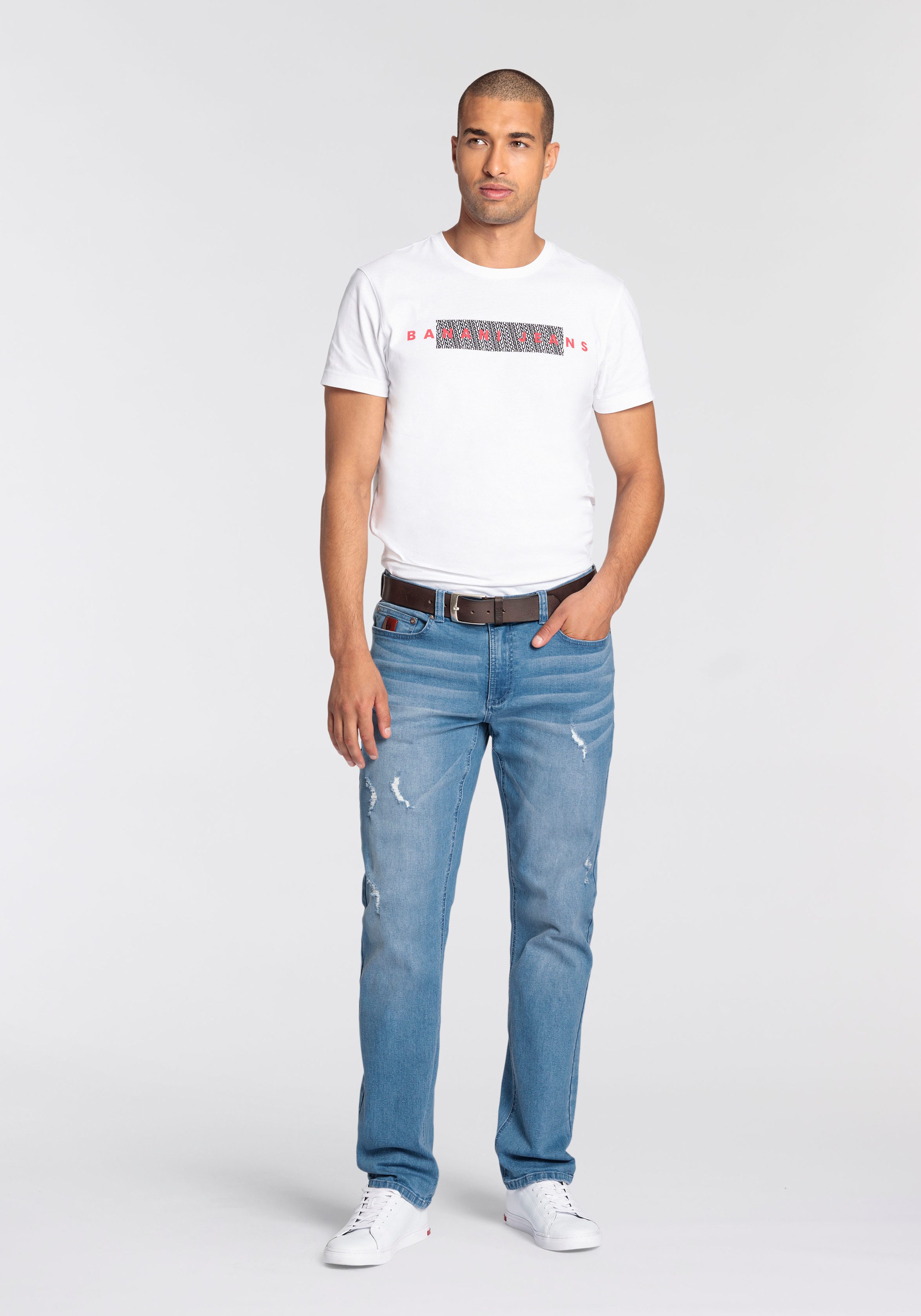 Bruno Banani Straight jeans Hutch rechte broekspijpen, gedeeltelijk met modieuze destroyed-effecten,
