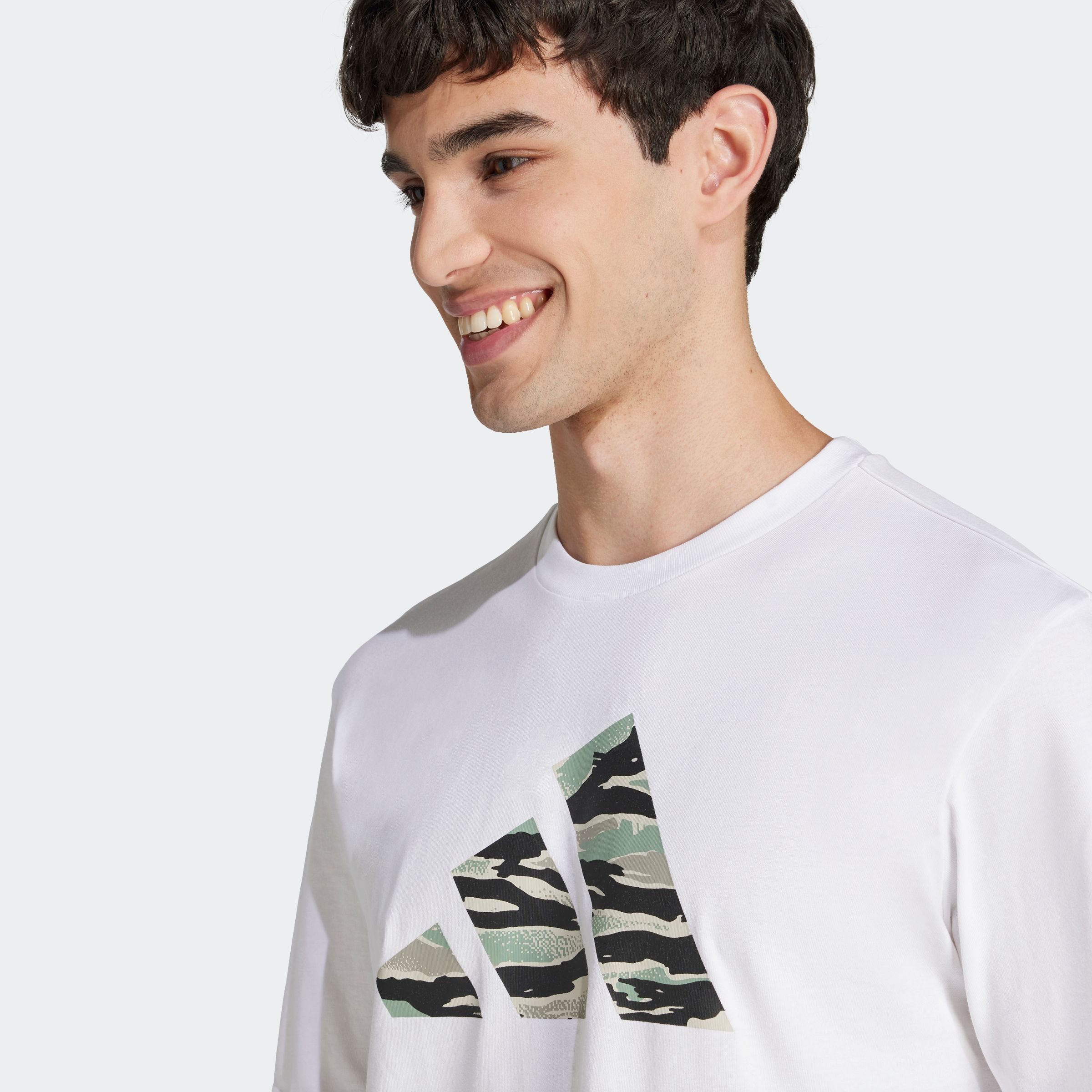 adidas Sportswear T-shirt M C CAMO LOGO T