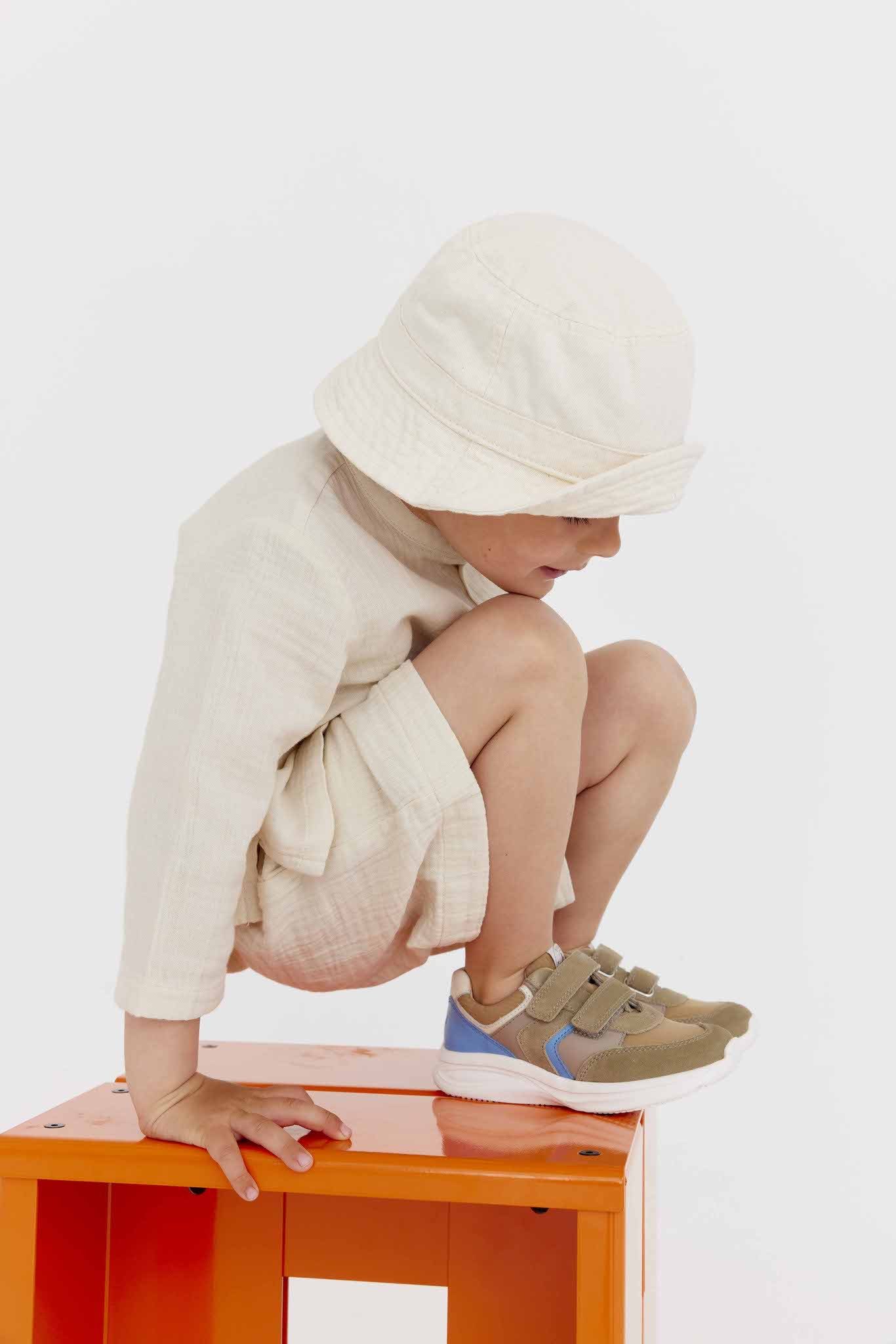 Bisgaard Sneakers Yuki Breedte: normaal , vrijetijdsschoen met leren voering, maat sjabloon te downloaden