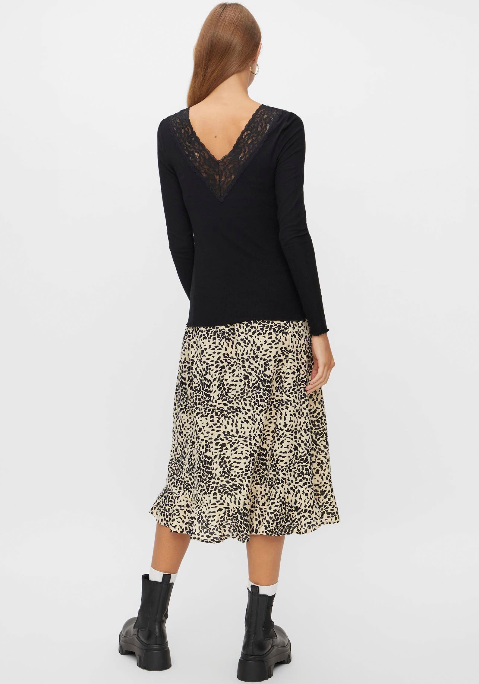 pieces Shirt met lange mouwen PCSIRI LS TOP NOOS met kanten randje bij de hals