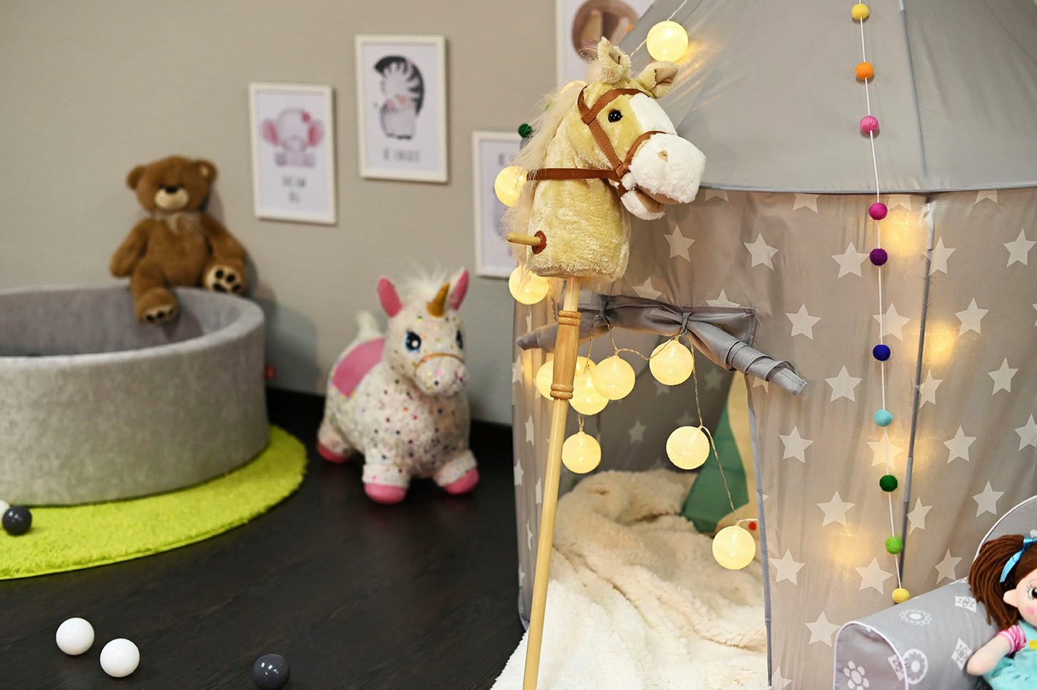 Knorrtoys® Stokpaardje Sugar met geluid