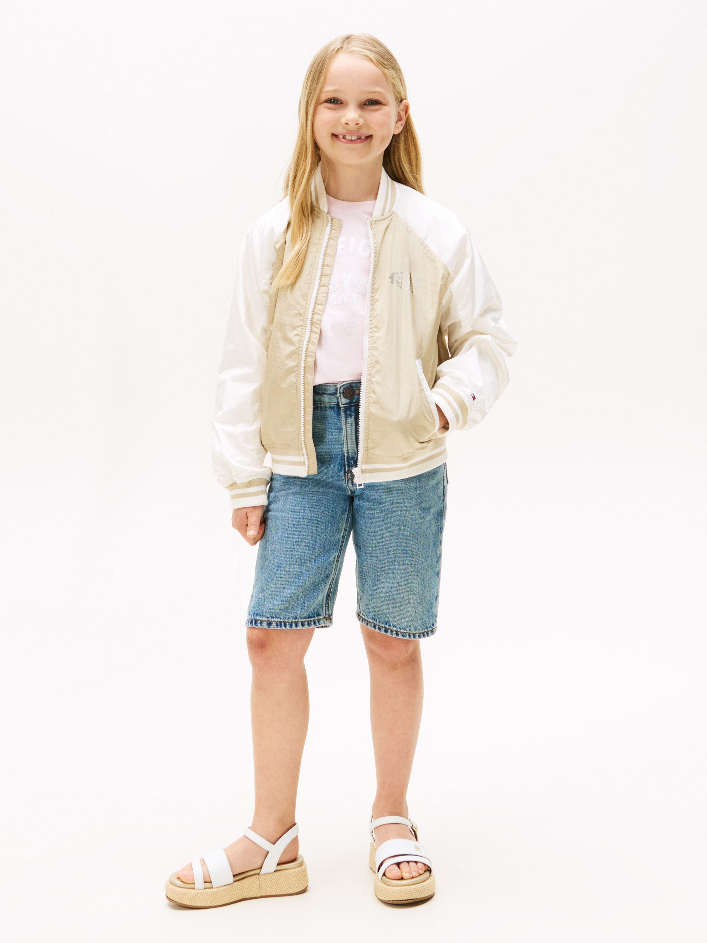 Tommy Hilfiger Blouson BUTTERFLY GRAPHIC BOMBER JACKET voor kinderen tot 16 jaar, met glanzende vlinderprint
