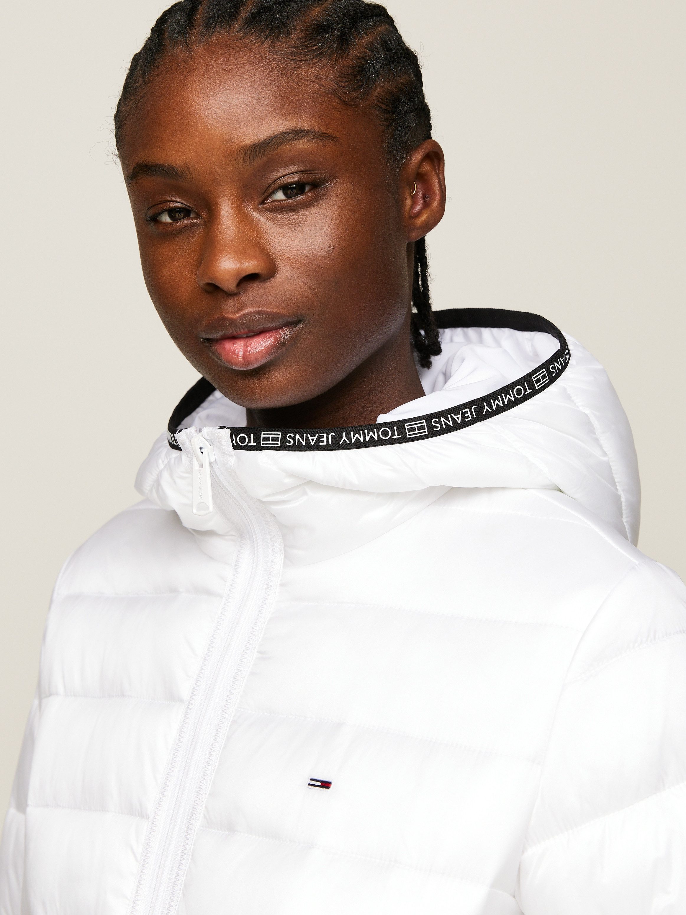 TOMMY JEANS Gewatteerde jas TJW QUILTED TAPE HOOD JACKET EXT
