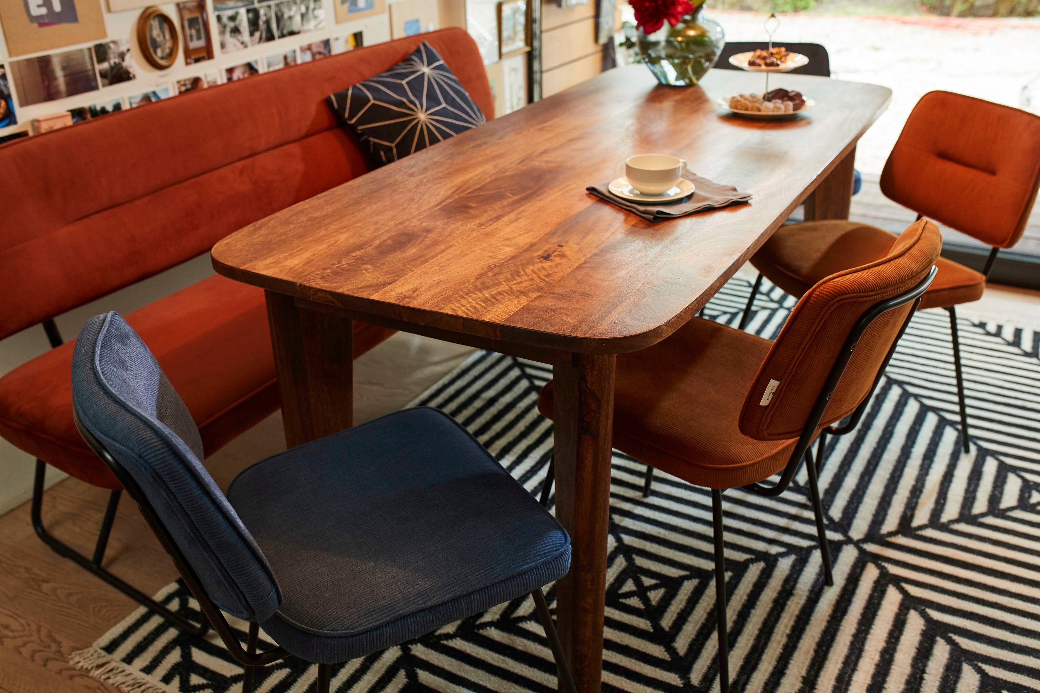TOM TAILOR HOME Eettafel T-ELEPHANT TABLE van mangohout, benadrukt massieve poten, breedte 180 cm eettafels beige
