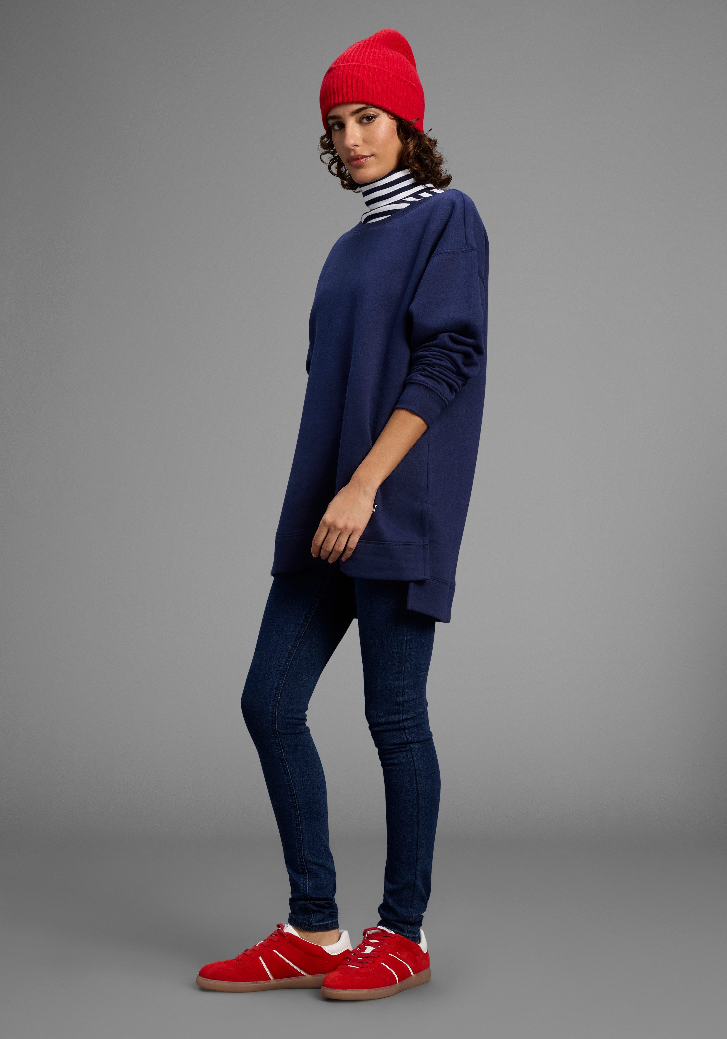 Laura Scott Lang sweatshirt