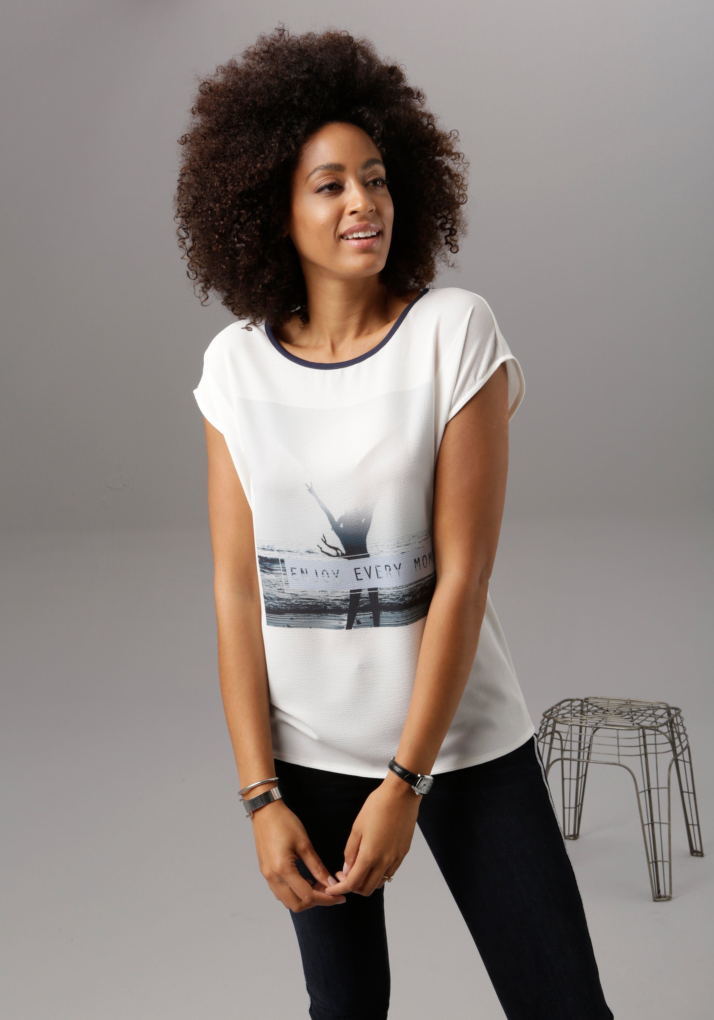 Aniston SELECTED Shirt in de materiaalmix