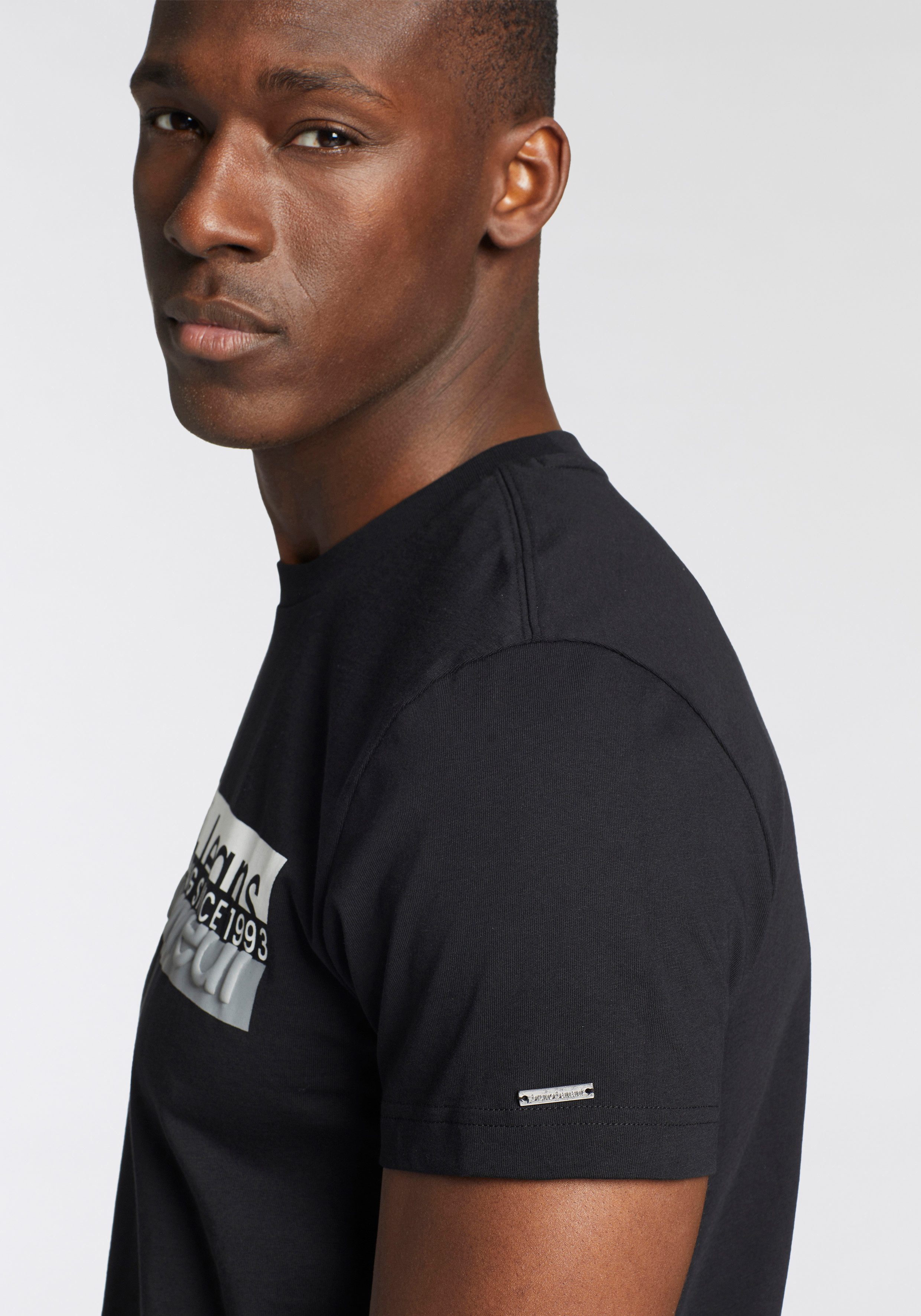 Bruno Banani T-shirt met modieuze frontprint