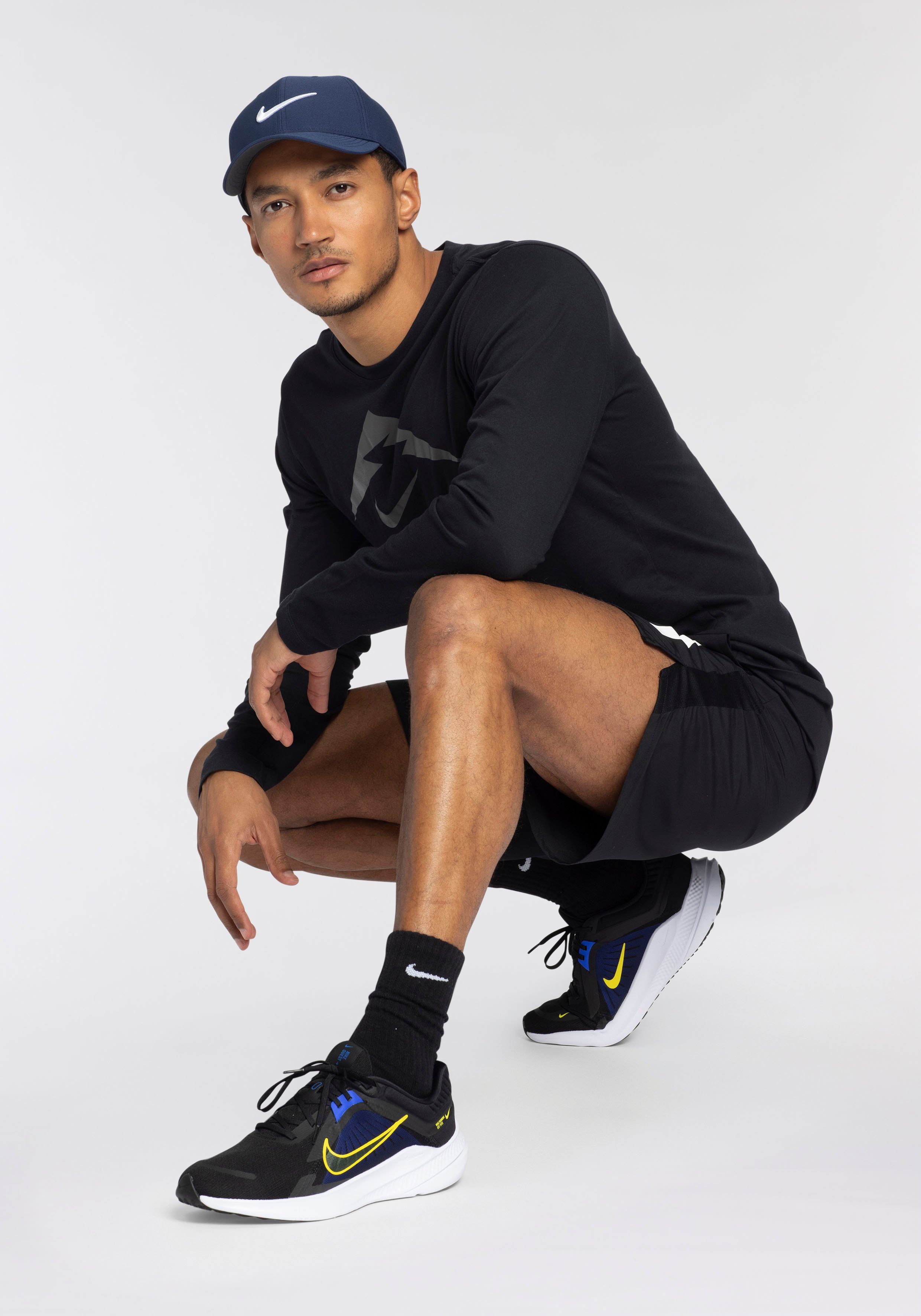 Nike Runningschoenen QUEST 5
