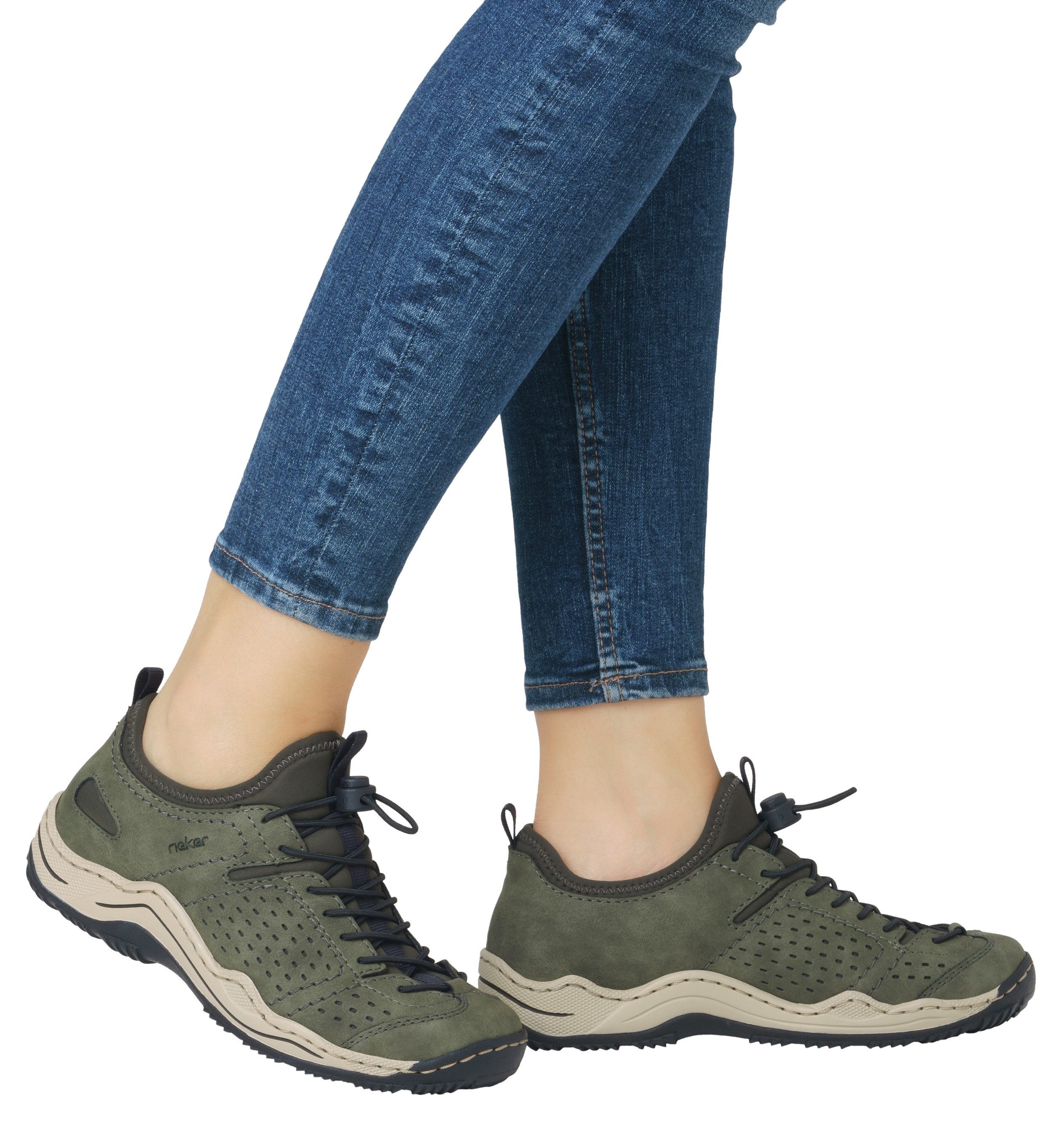 Rieker Slip-on sneakers , instapschoen, vrijetijdssneaker, lage schoen met opvallende loopzool