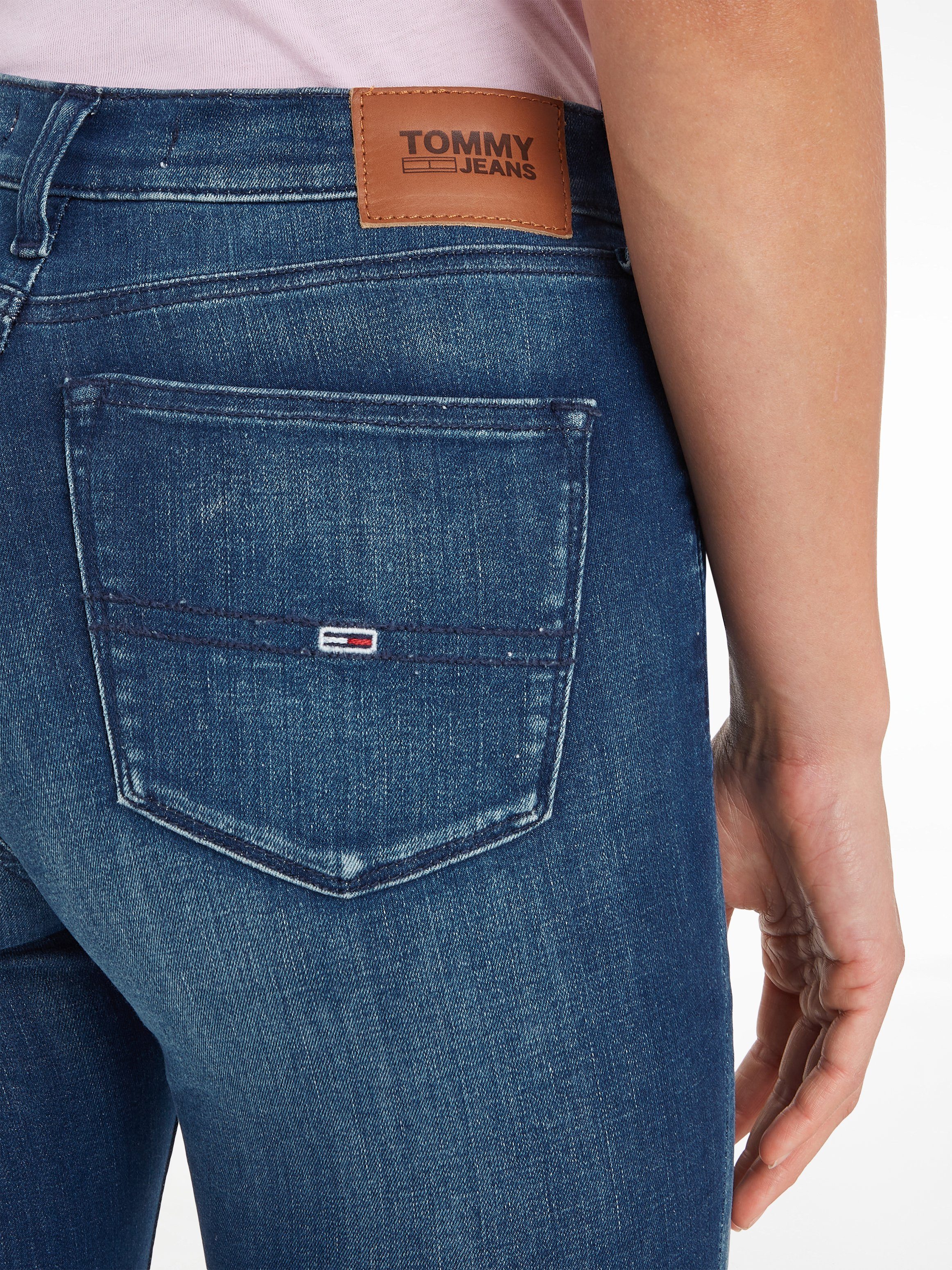 TOMMY JEANS Skinny fit jeans Nora Mid Rise Skinny Fit met tommy jeans-logobadge & borduursels