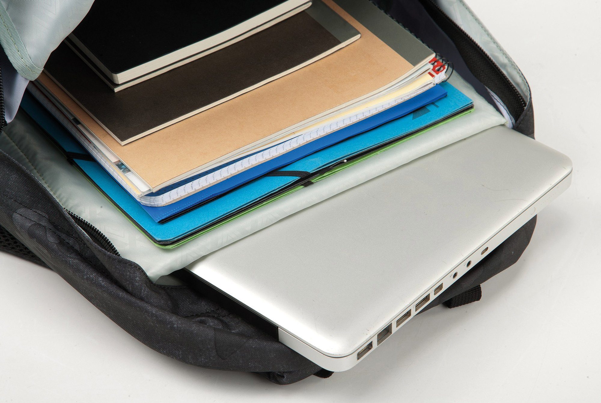 NITRO Vrijetijdsrugzak Urban Classic Daypack met laptopvak, alledaagse rugzak, schoolrugzak