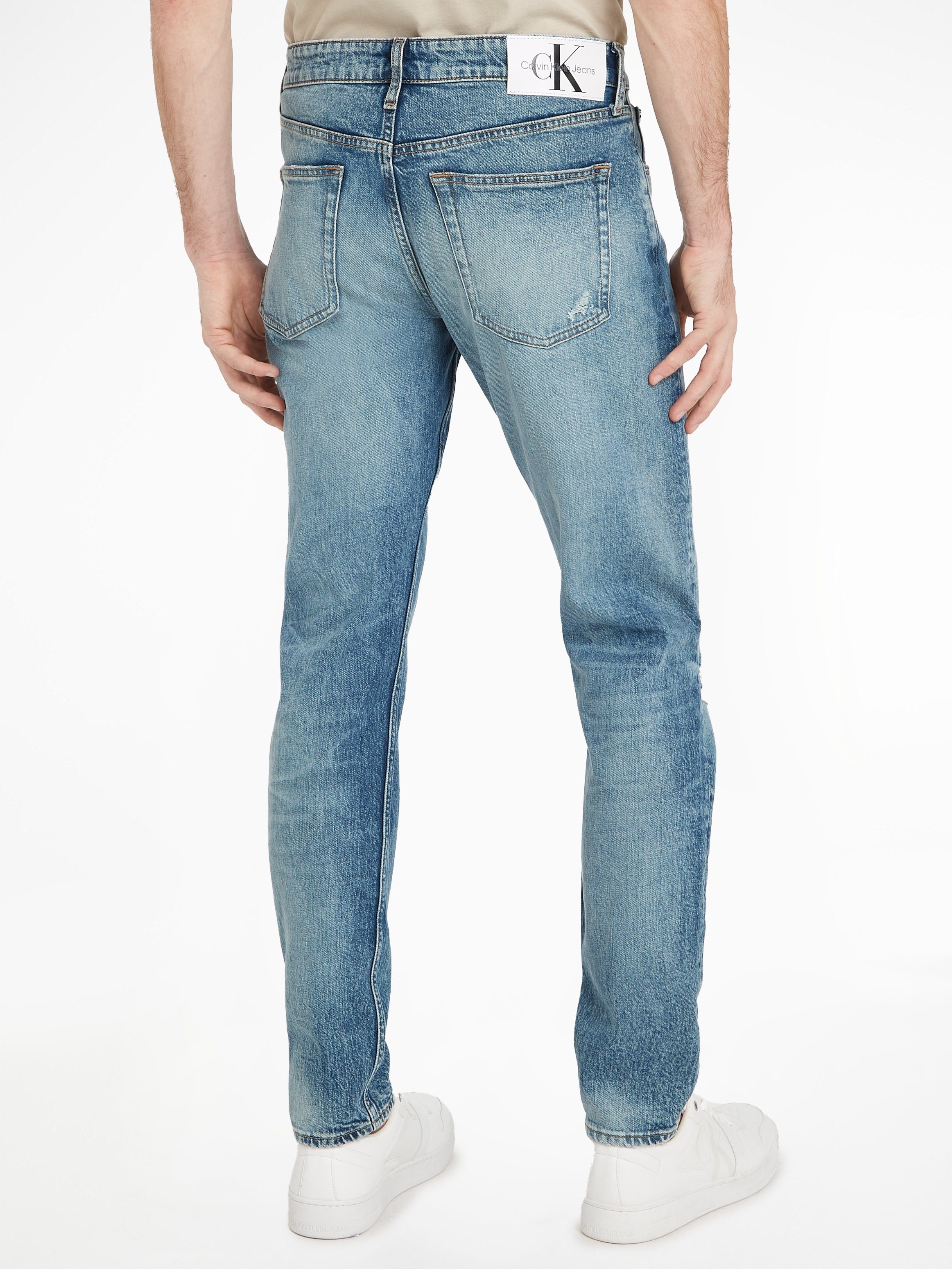 Calvin Klein Tapered jeans SLIM TAPER met leren badge