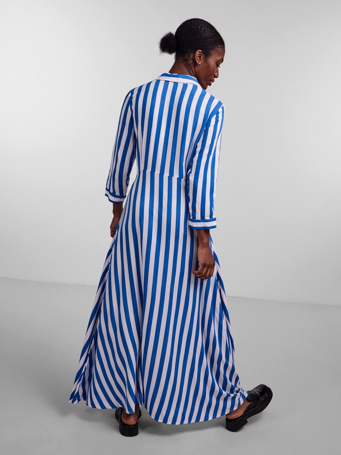 Y.A.S Jurk met overhemdkraag YASSAVANNA LONG SHIRT DRESS
