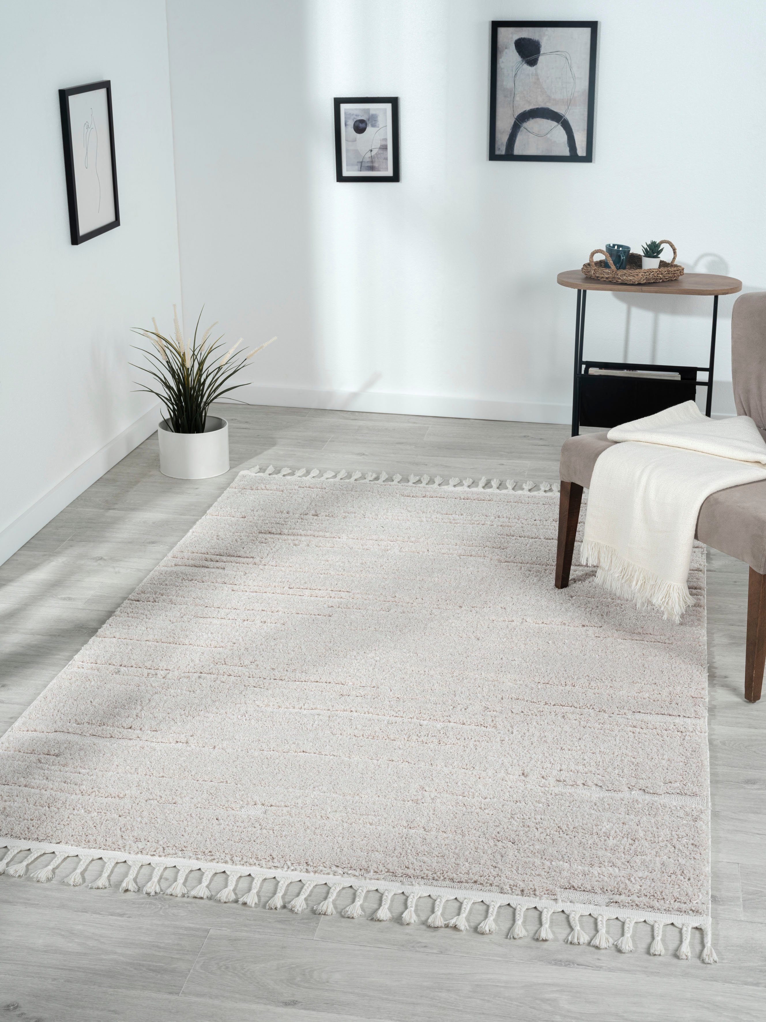 Myflair Möbel & Accessoires Vloerkleed Enya Uni-kleuren, hoog-laag effect, met franjes, bijzonder zacht