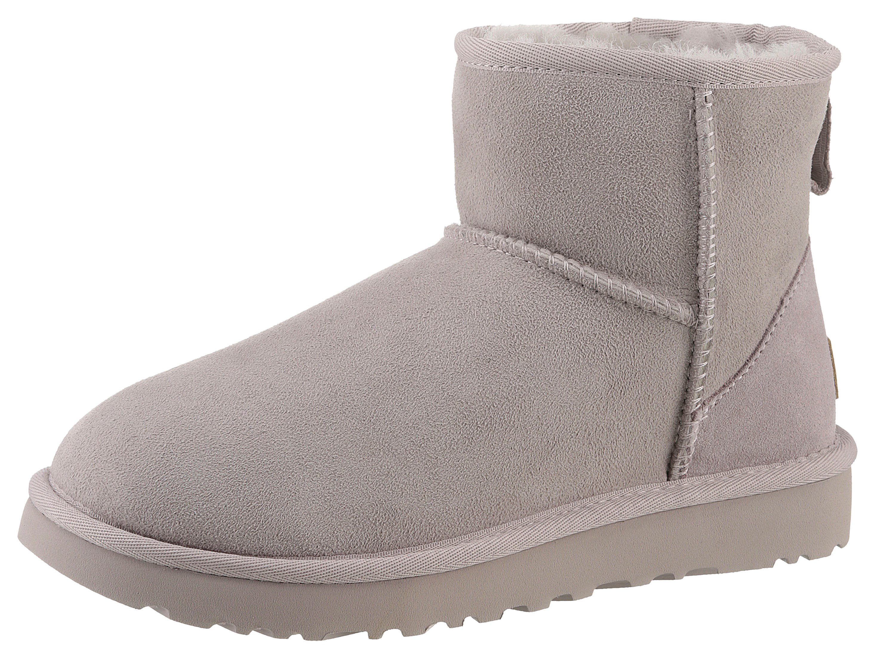 UGG Winterlaarzen Classic Mini 2 snowboots, winterlaarzen, instaplaarzen met lamsvacht, smalle breedte