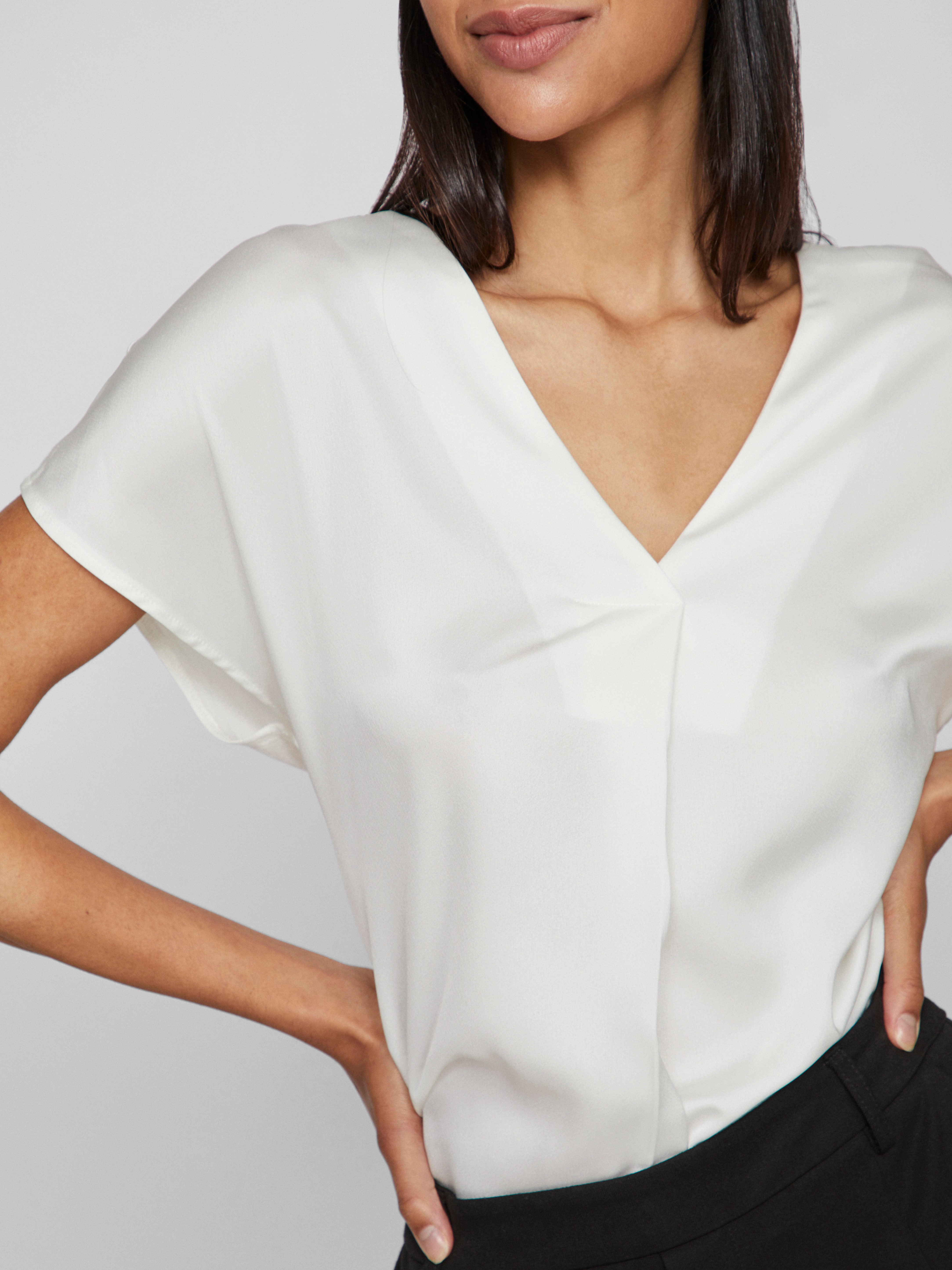 Vila Shirt met V-hals VIELLETTE V-NECK S S SATIN TOP NOOS