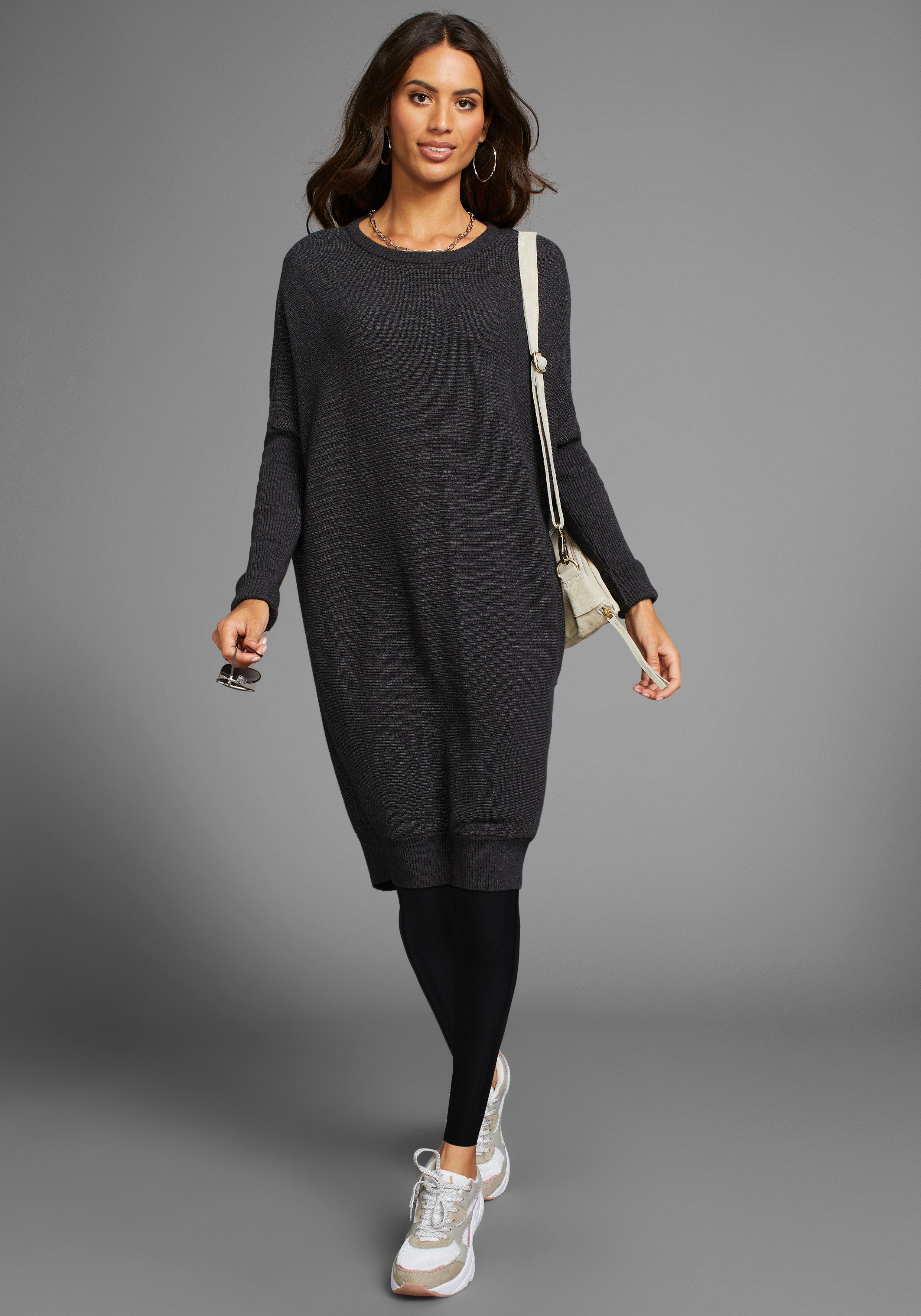 Laura Scott Lange trui in oversized