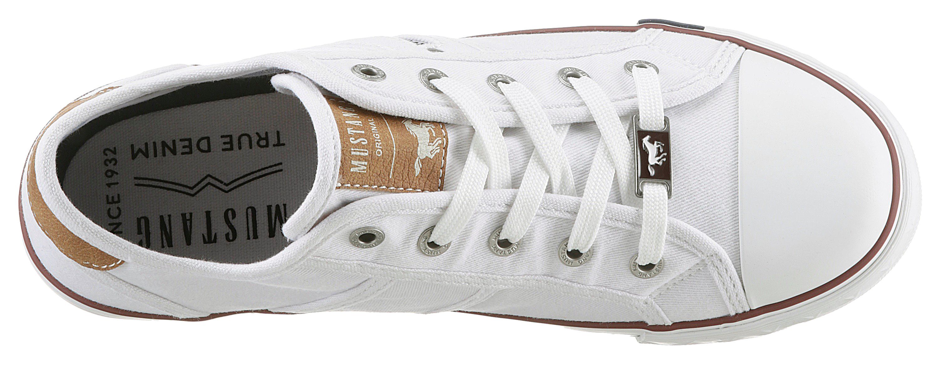 Mustang Shoes Sneakers , vrijetijdsschoen, lage schoen, veterschoen met mustang merklabel