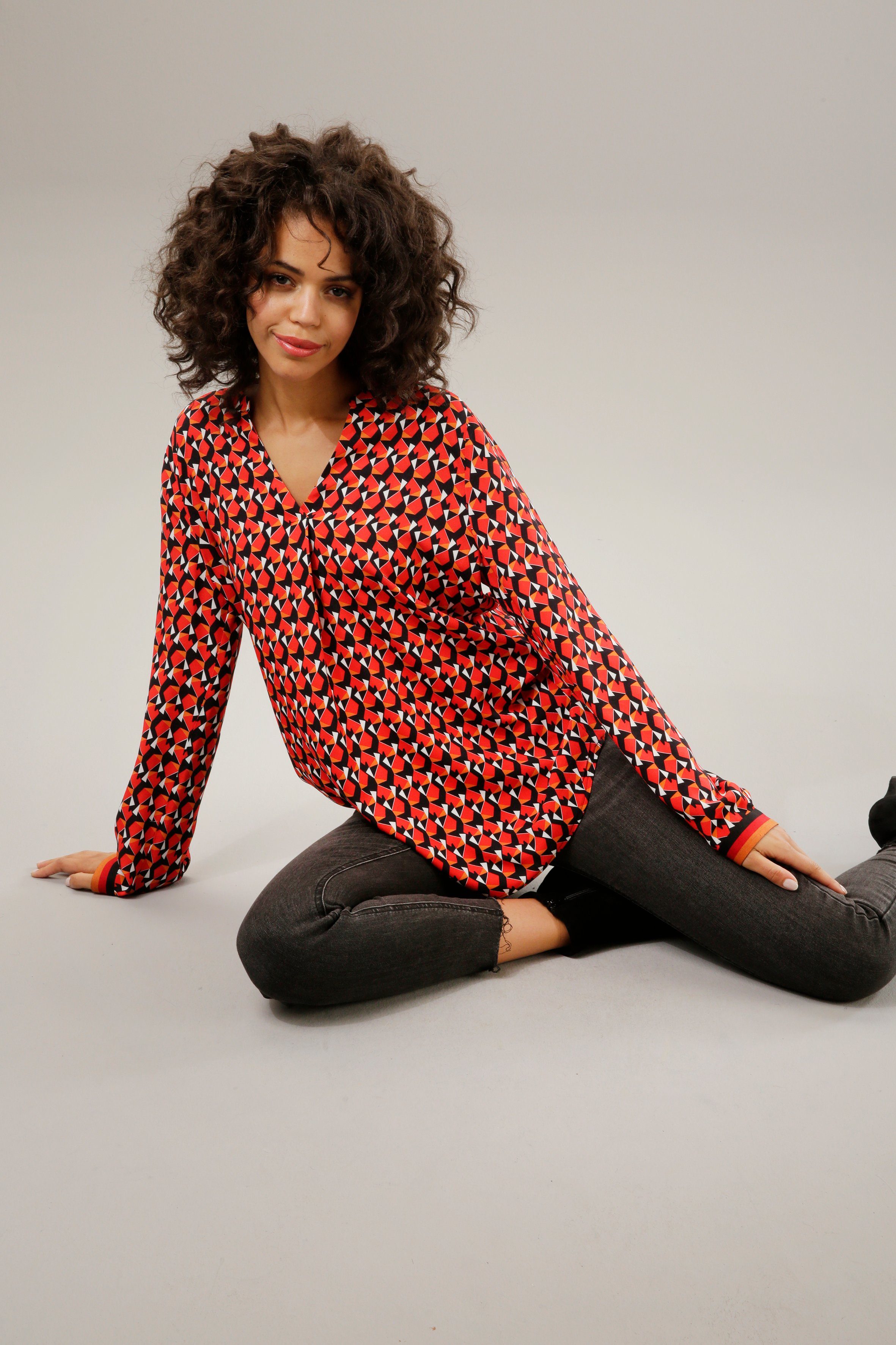Aniston CASUAL Blouse zonder sluiting met kleurrijke, grafische print