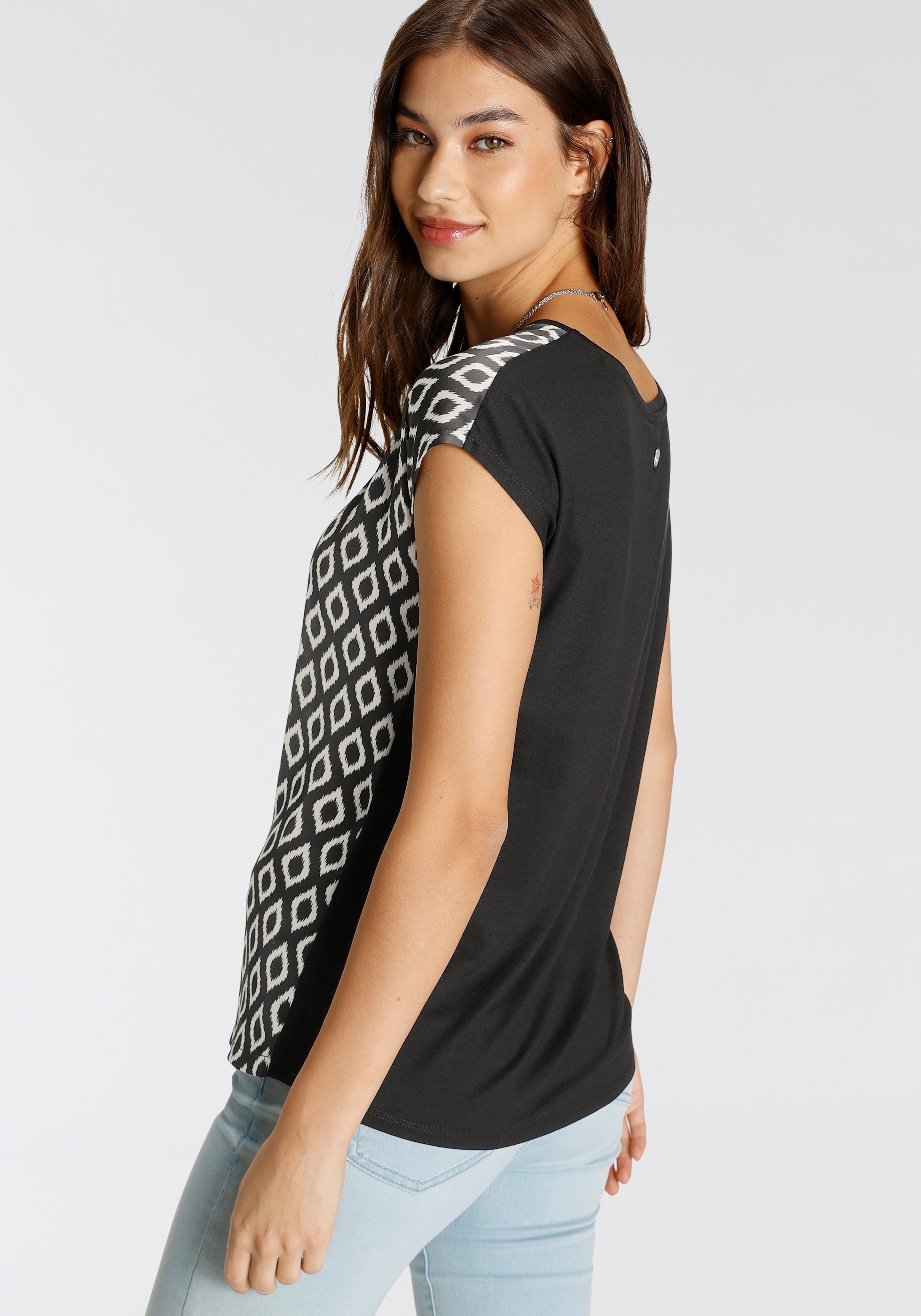 Tamaris Shirtblouse met trendy print