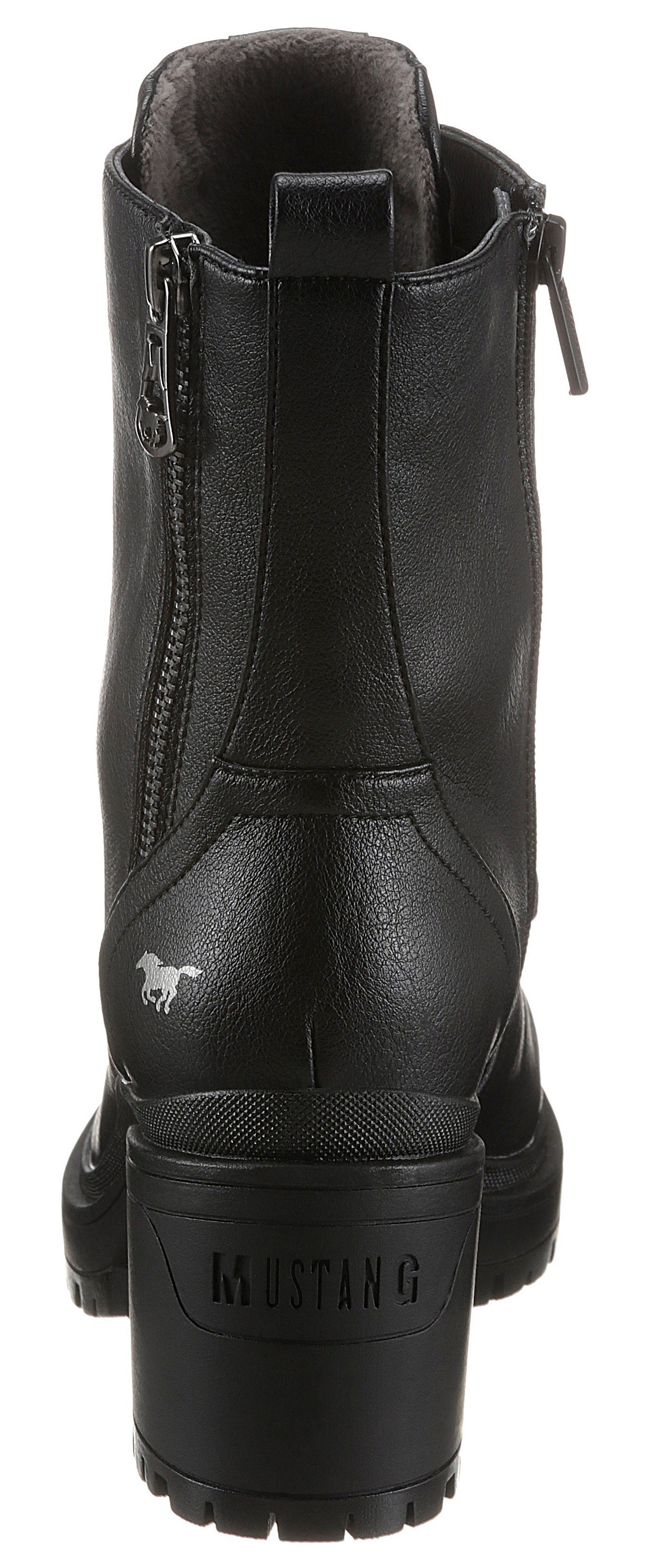Mustang Shoes Veterlaarsjes met stevige profielzool