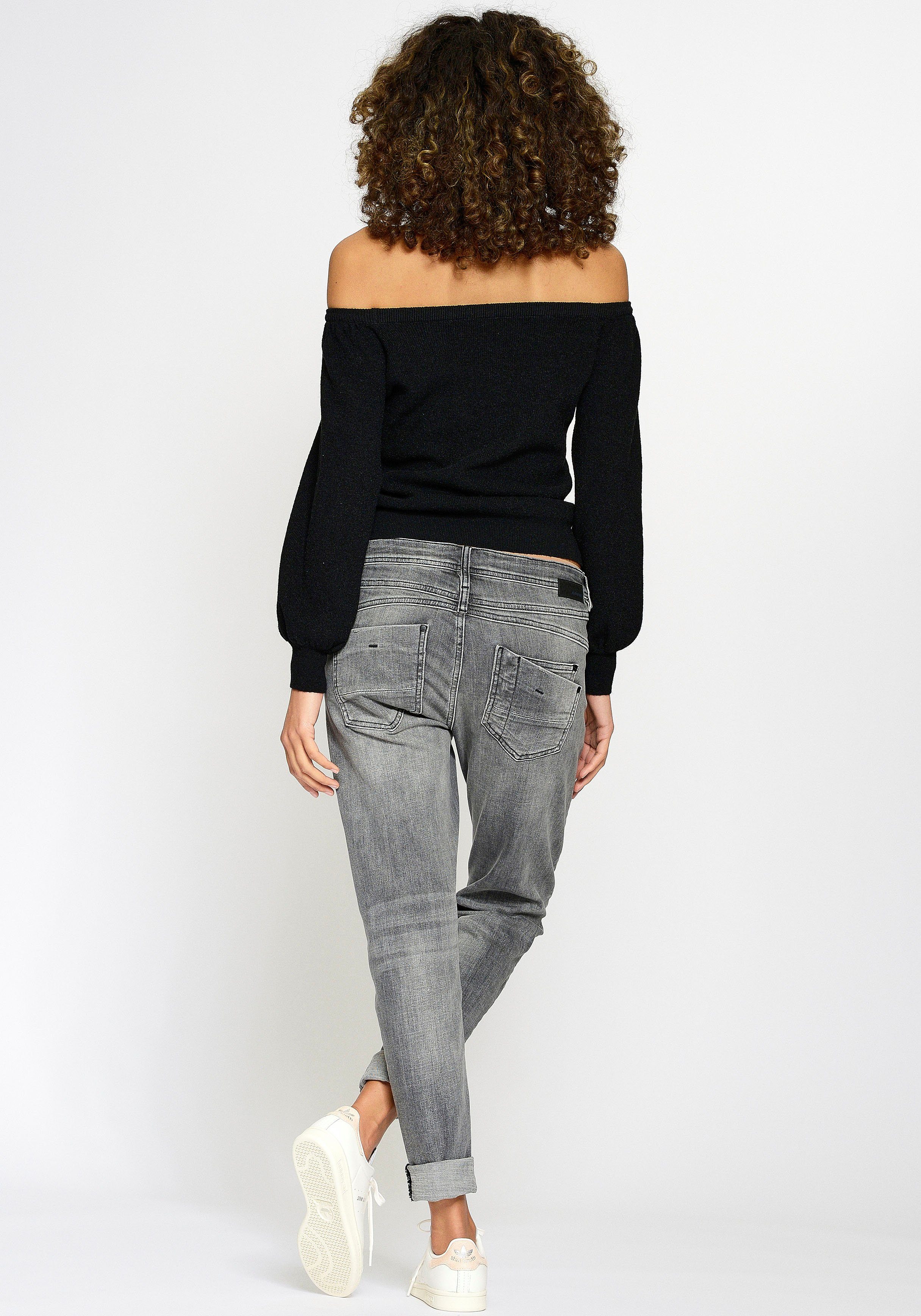 GANG Relax fit jeans 94AMELIE met used-effecten