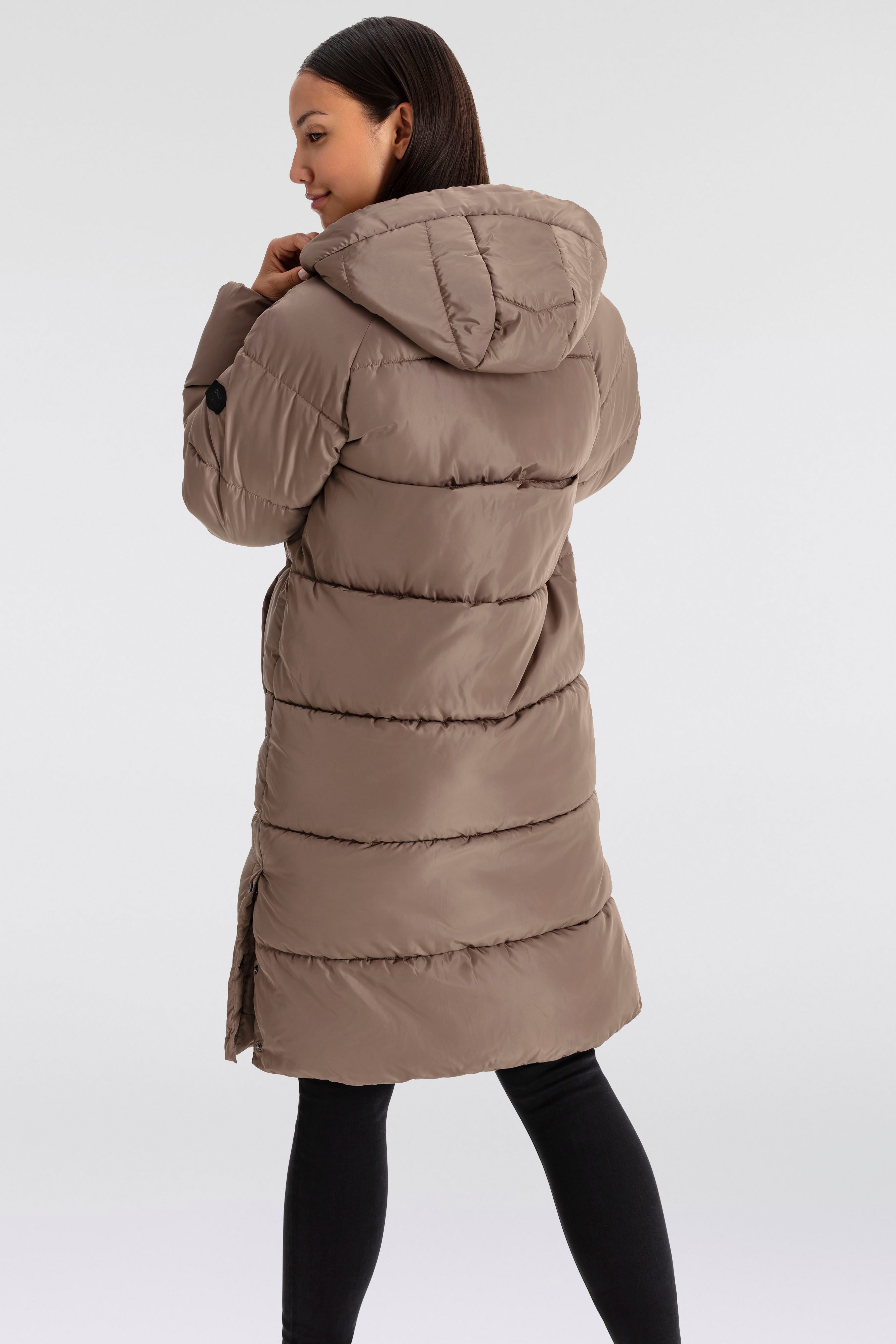 Only Gewatteerde jas ONLAMAND LONG PUFFER COAT CS OTW met capuchon en praktische 2-weg rits