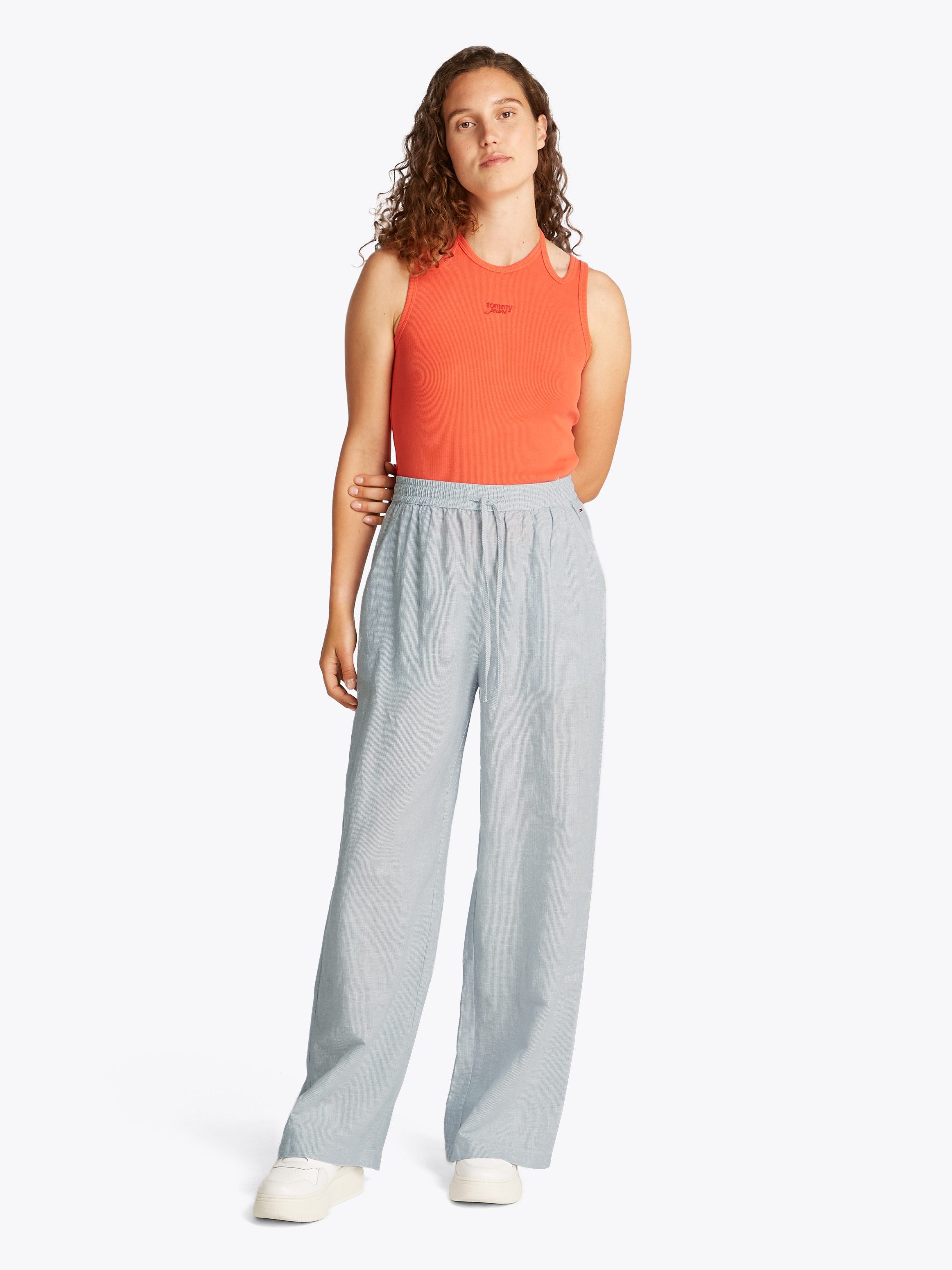 TOMMY JEANS Geweven broek TJW LINEN PANT met geborduurd logo