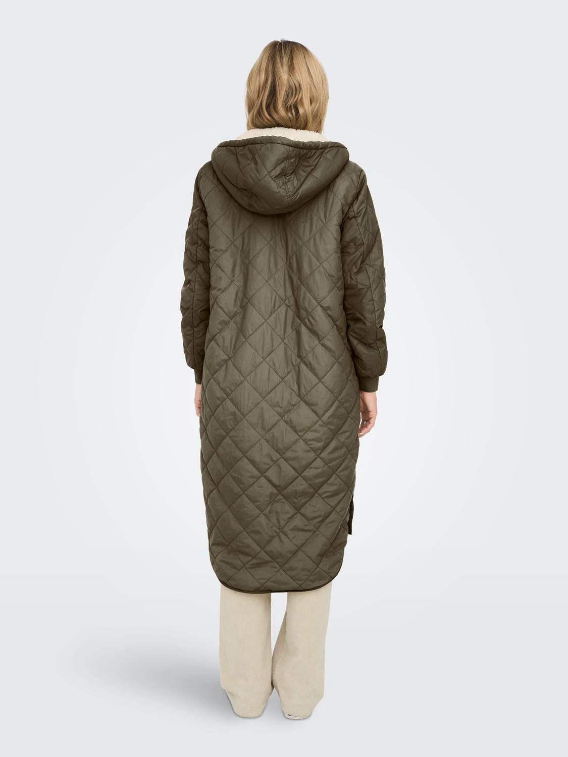 Only Gewatteerde jas ONLNEWSANDY QUILT COAT CC OTW