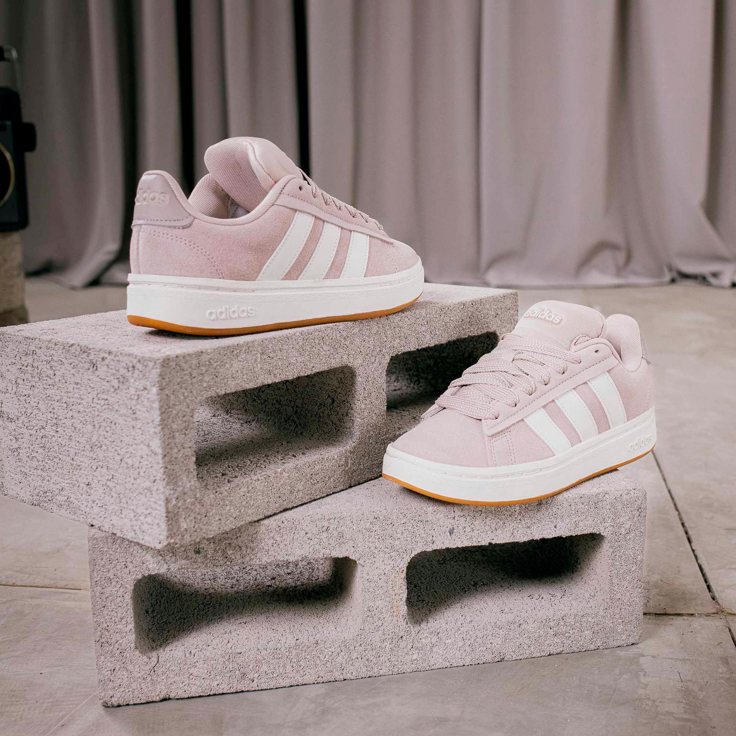 adidas Sportswear Sneakers GRAND COURT ALPHA Design geïnspireerd door de adidas Campus 00
