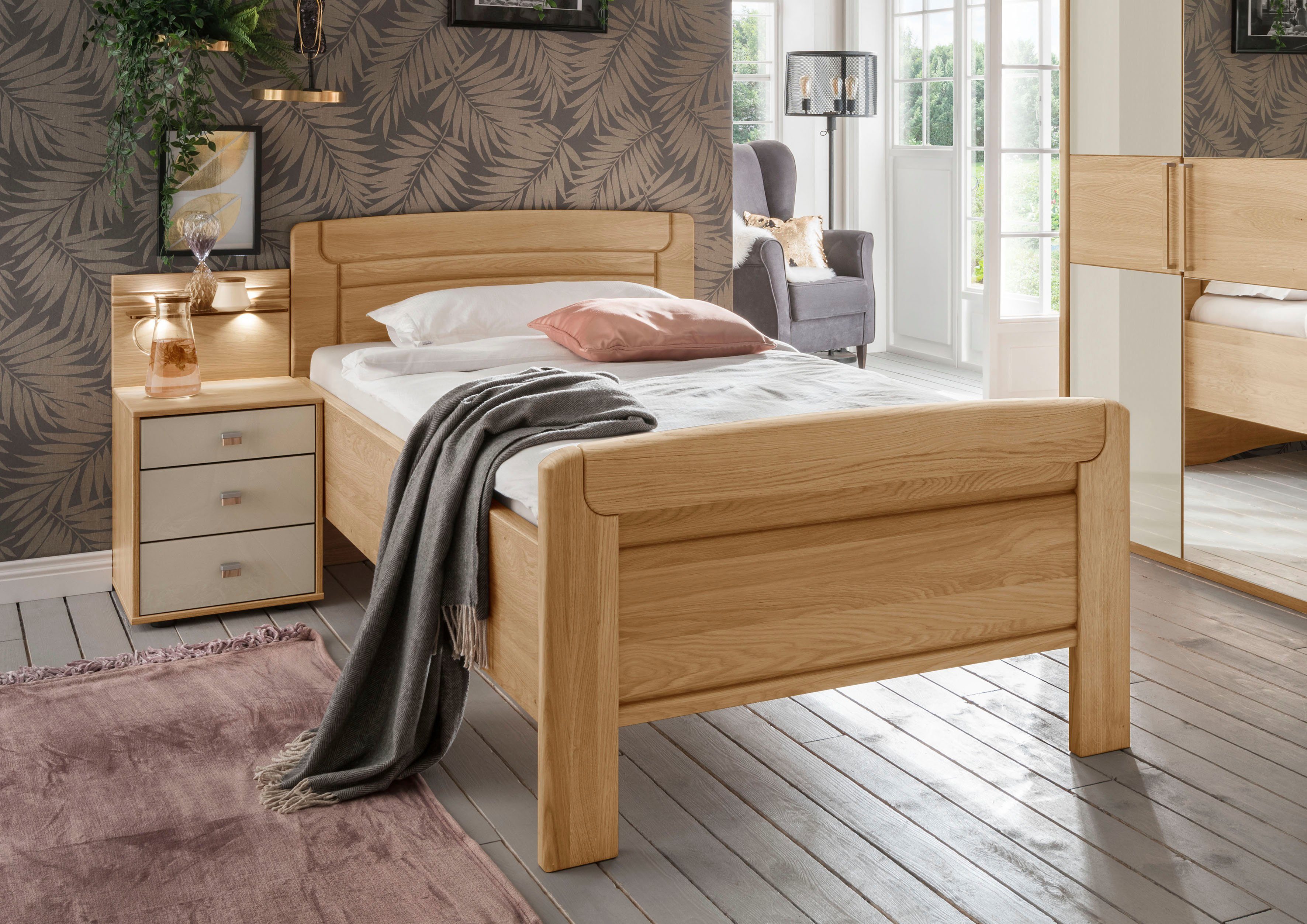 WIEMANN Houten bed Kiruna, mooie landelijke stijl, made in Germany 4-voudige lighoogteverstelling, in vele breedtes beschikbaar bedden beige