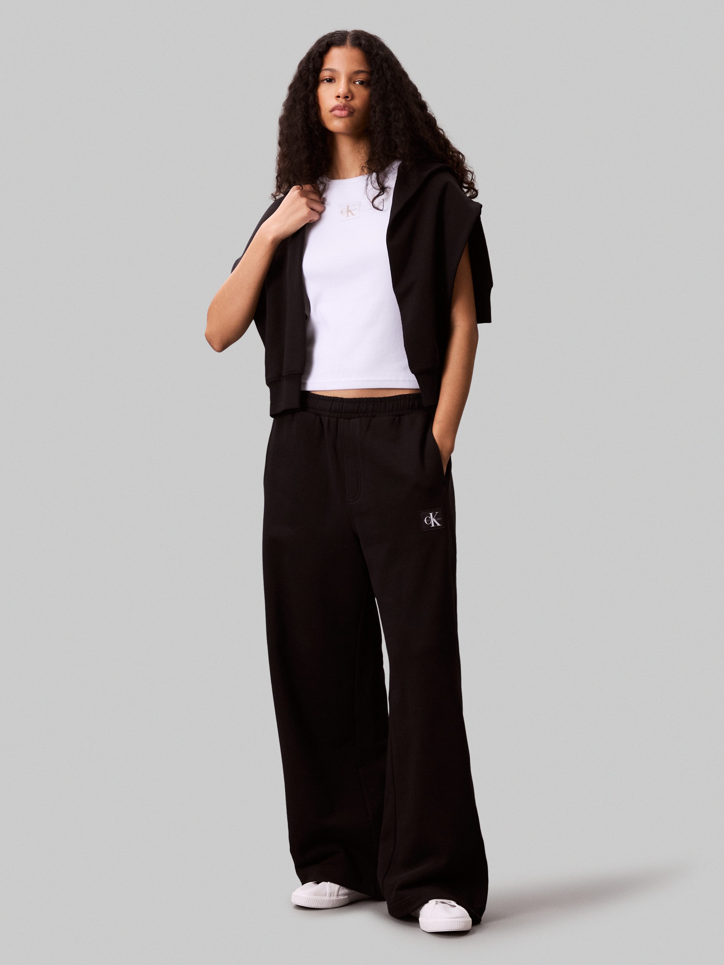 Calvin Klein Sweatbroek A- FRENCH TERRY BADGE LOGO PANT