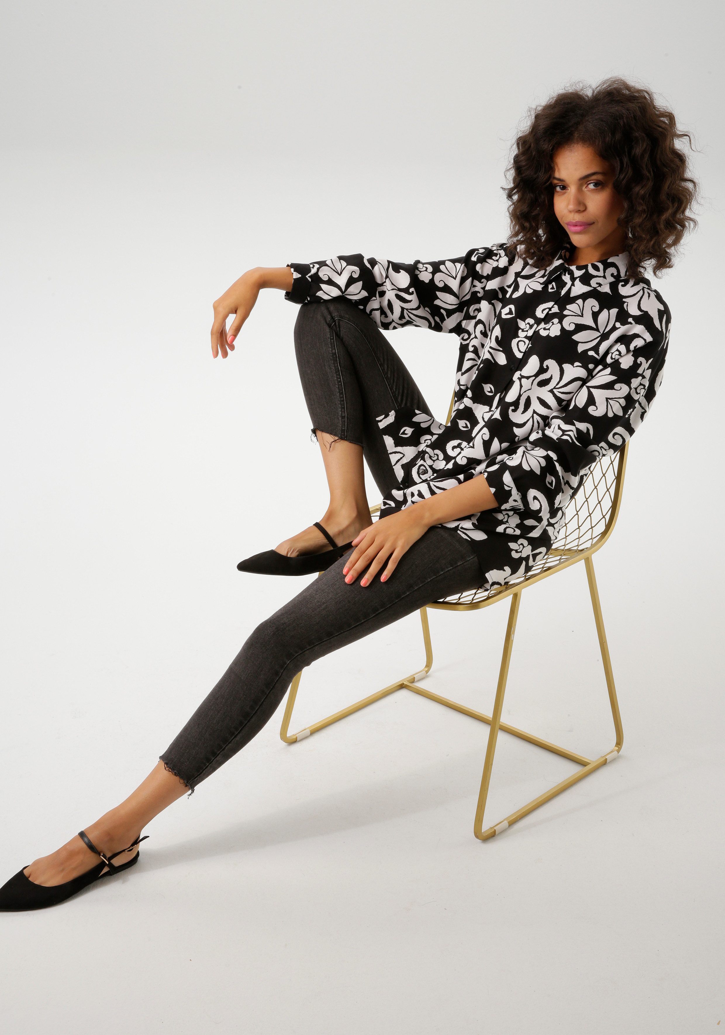 Aniston CASUAL Overhemdblouse met fantasierijke, grootschalige print - nieuwe collectie