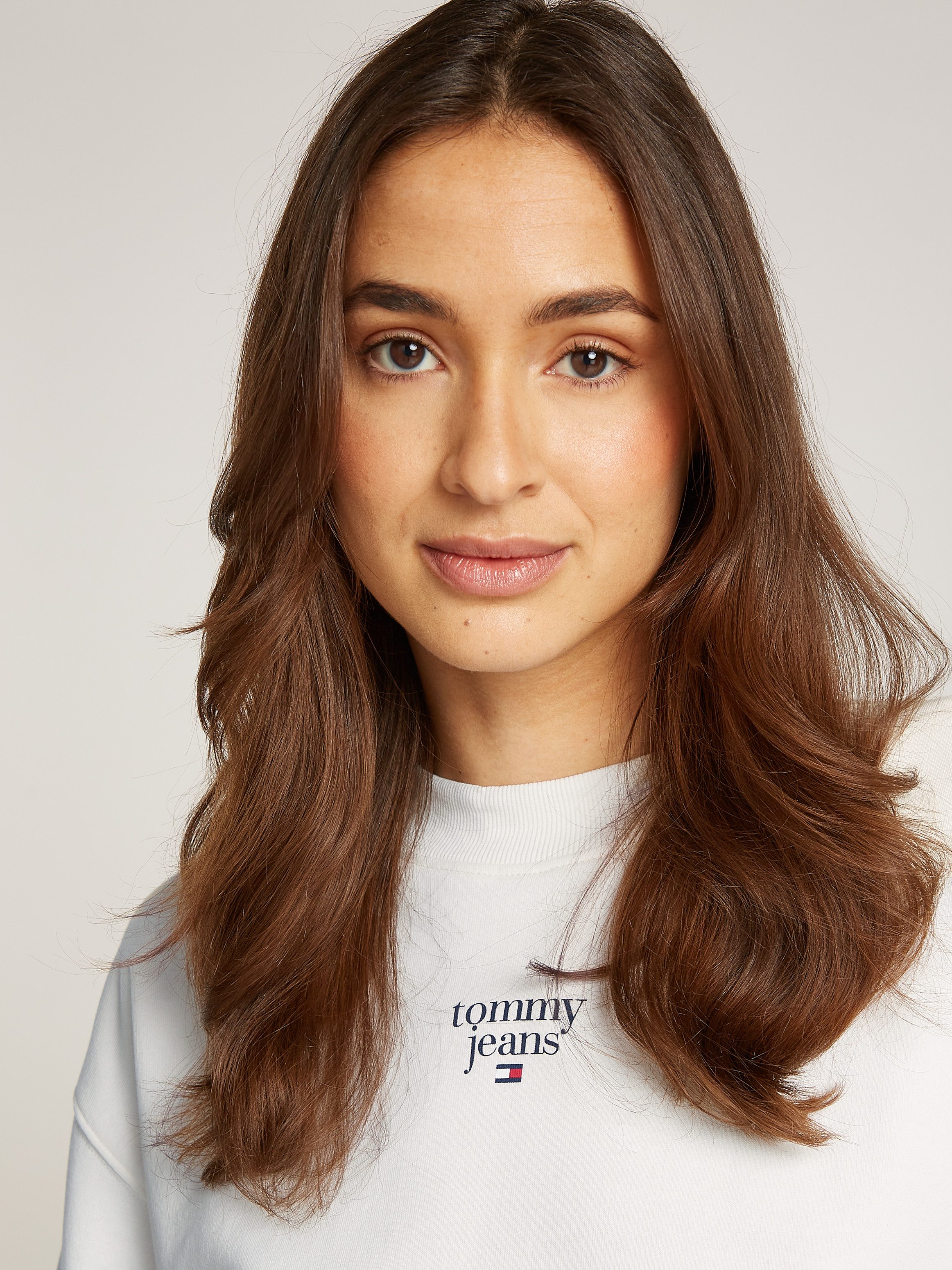 Tommy Jeans Curve Sweatshirt TJW ESSENTIAL LOGO 1 CREW EXT in grote maten met logo-opschrift