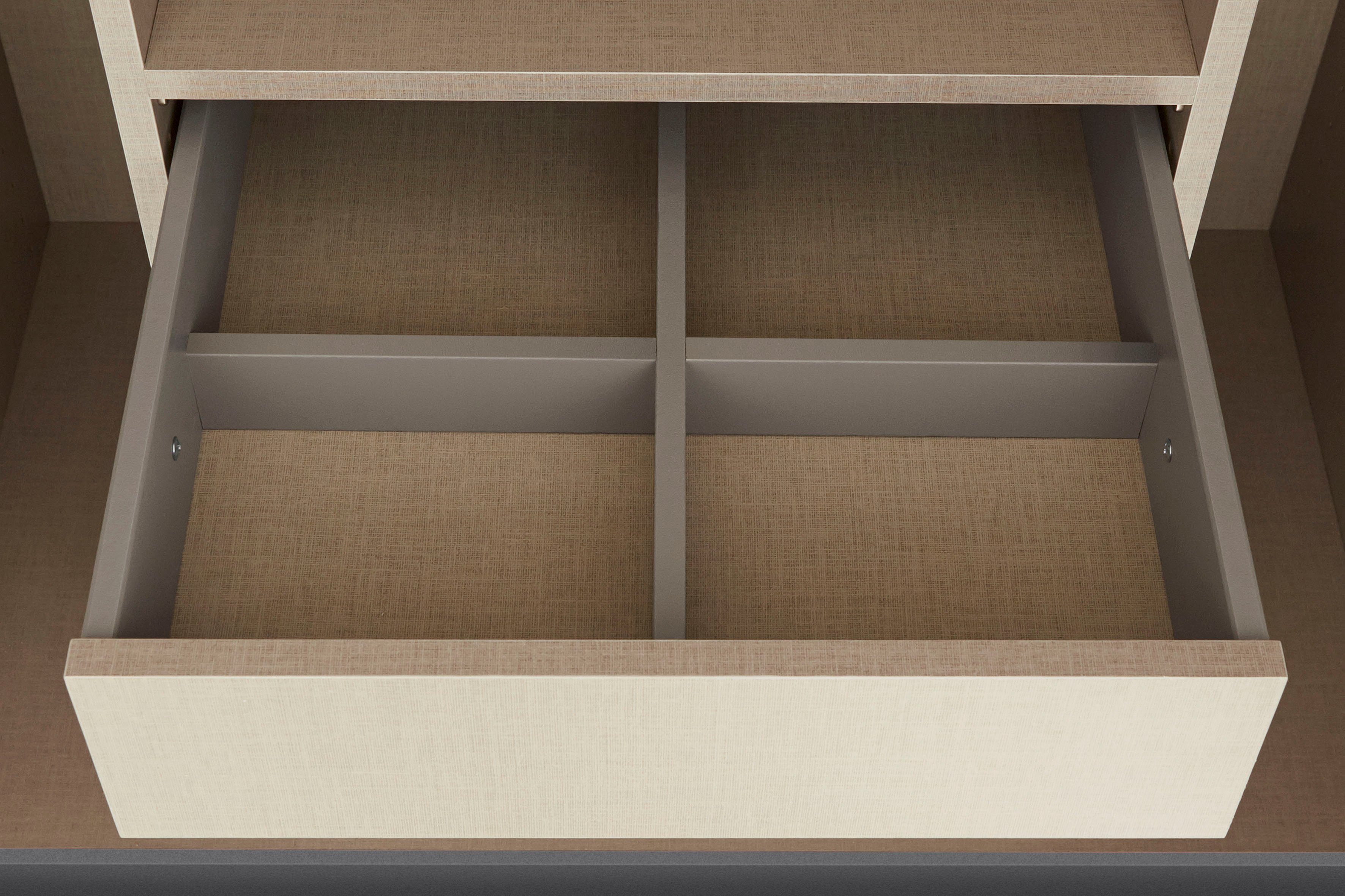 rauch Draaideurkast Kledingkast kast garderobe TOPSELLER OTELI incl. binnenindeling met 3 binnenlades extra planken optioneel met spiegel made in germany