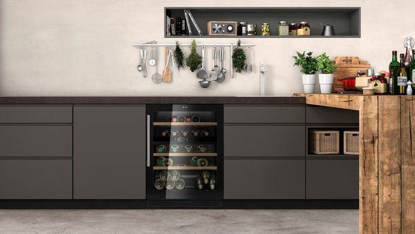 NEFF Drankenkoelkast KU9213HG0, 81,8 cm x 59,8 cm, 2 temperatuurzones voor de individuele aanpassing van de behoeften
