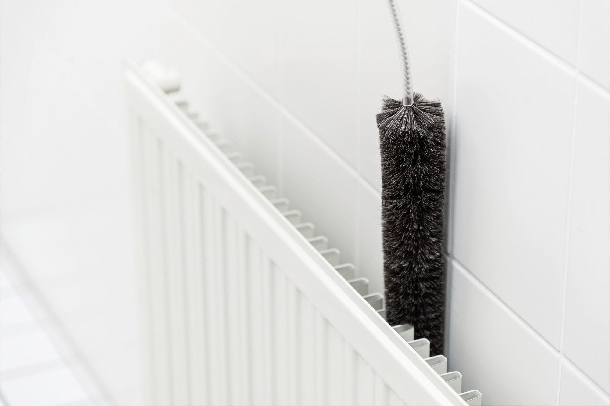 Maximex Schoonmaakborstel Radiatorborstel van geitenhaar 50 cm extra lang, zachte reiniging van de kleinste tussenruimtes aan de radiator