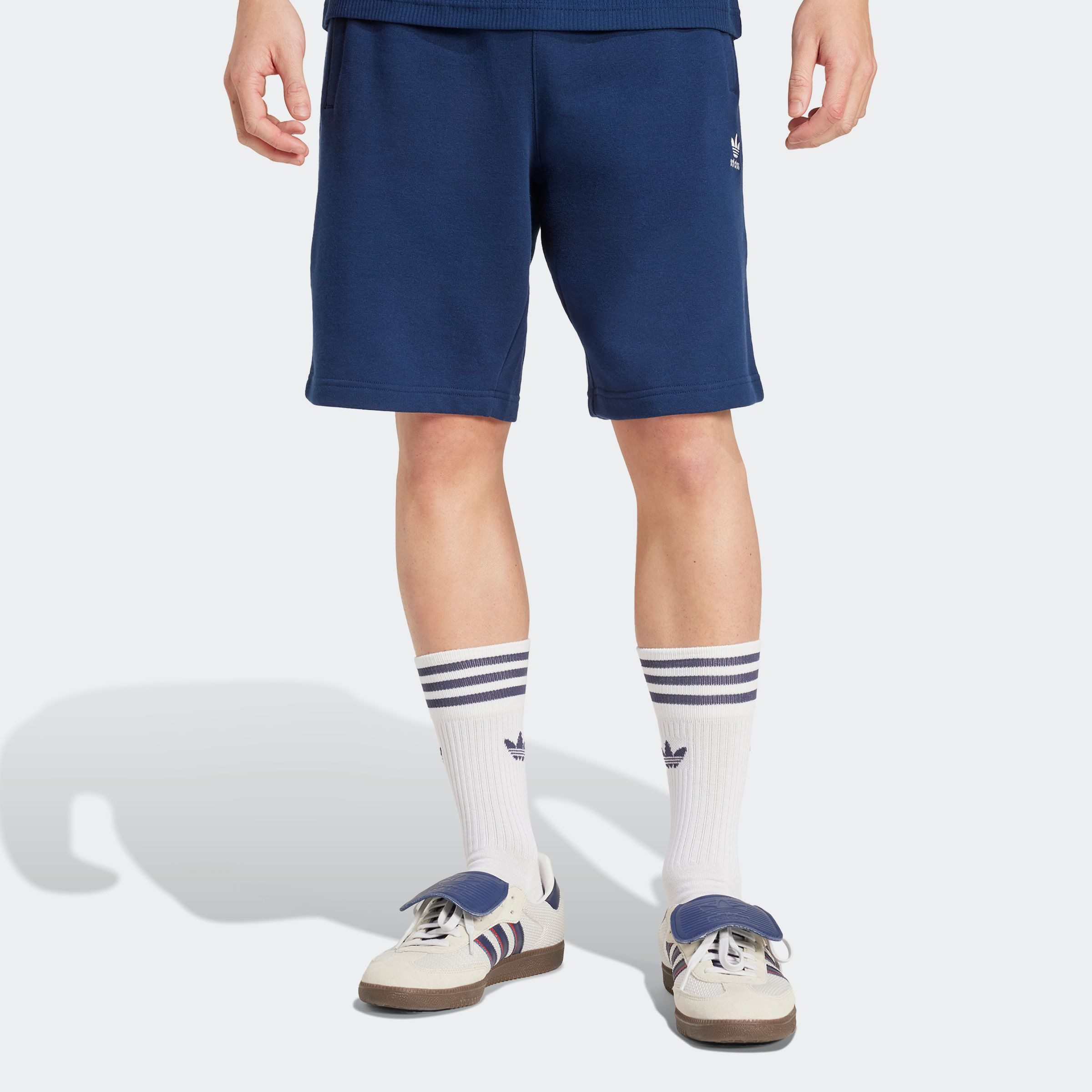 adidas Originals Short ESS SHO Essentiële sweat shorts met logo, van zacht french terry materiaal (1-delig)