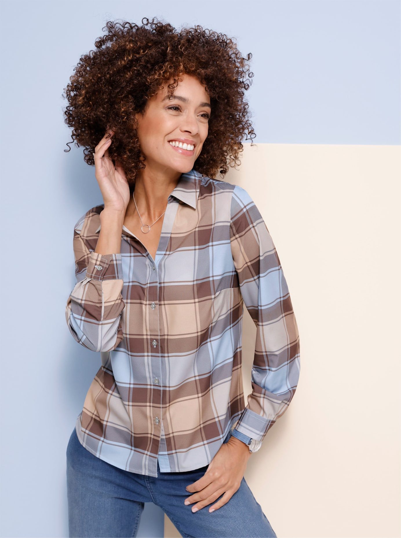 Classic Basics Geruite blouse