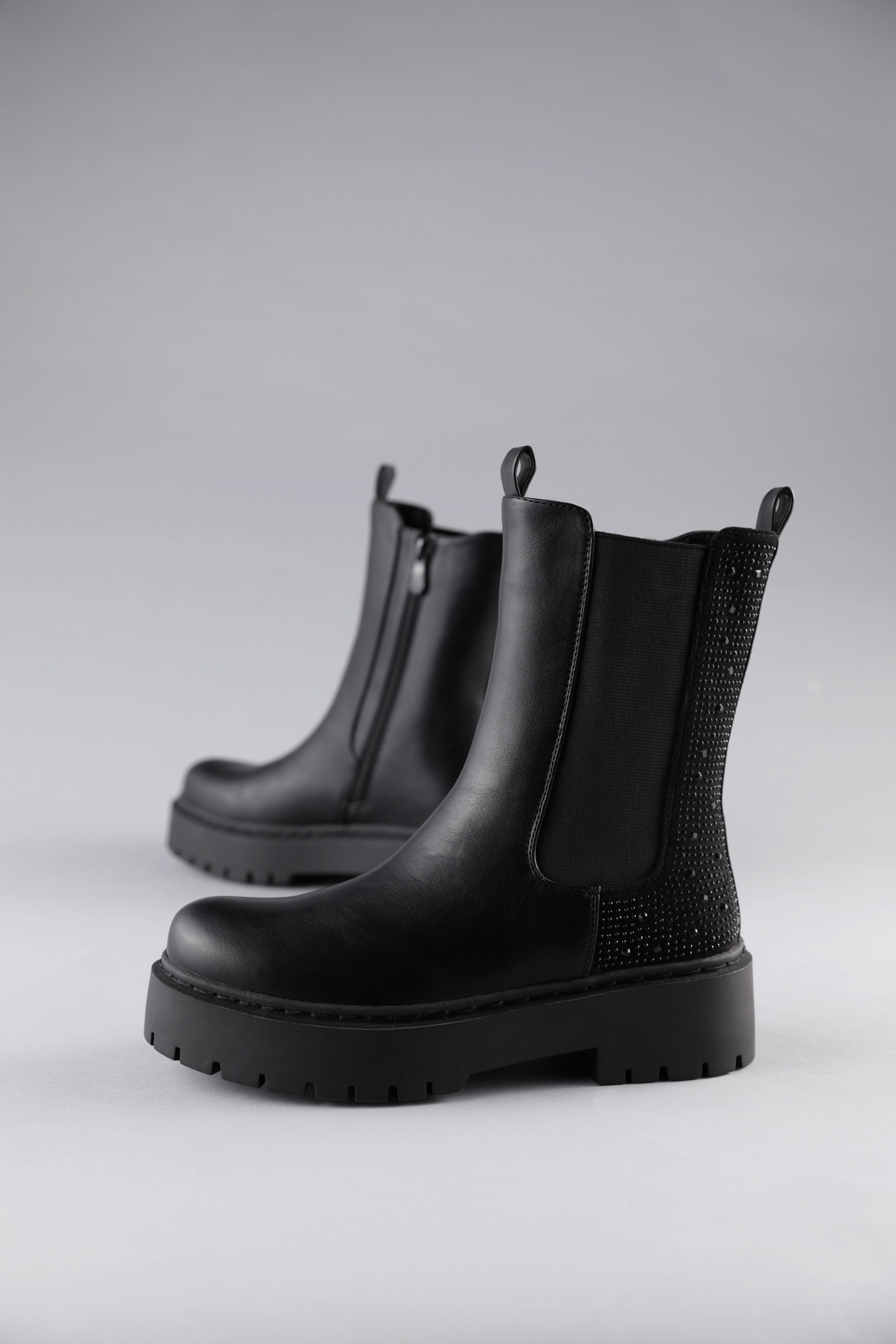 Aniston SHOES Chelsea-boots Instaplaarzen, plateau enkellaars, met glitterstenen - NIEUWE COLLECTIE