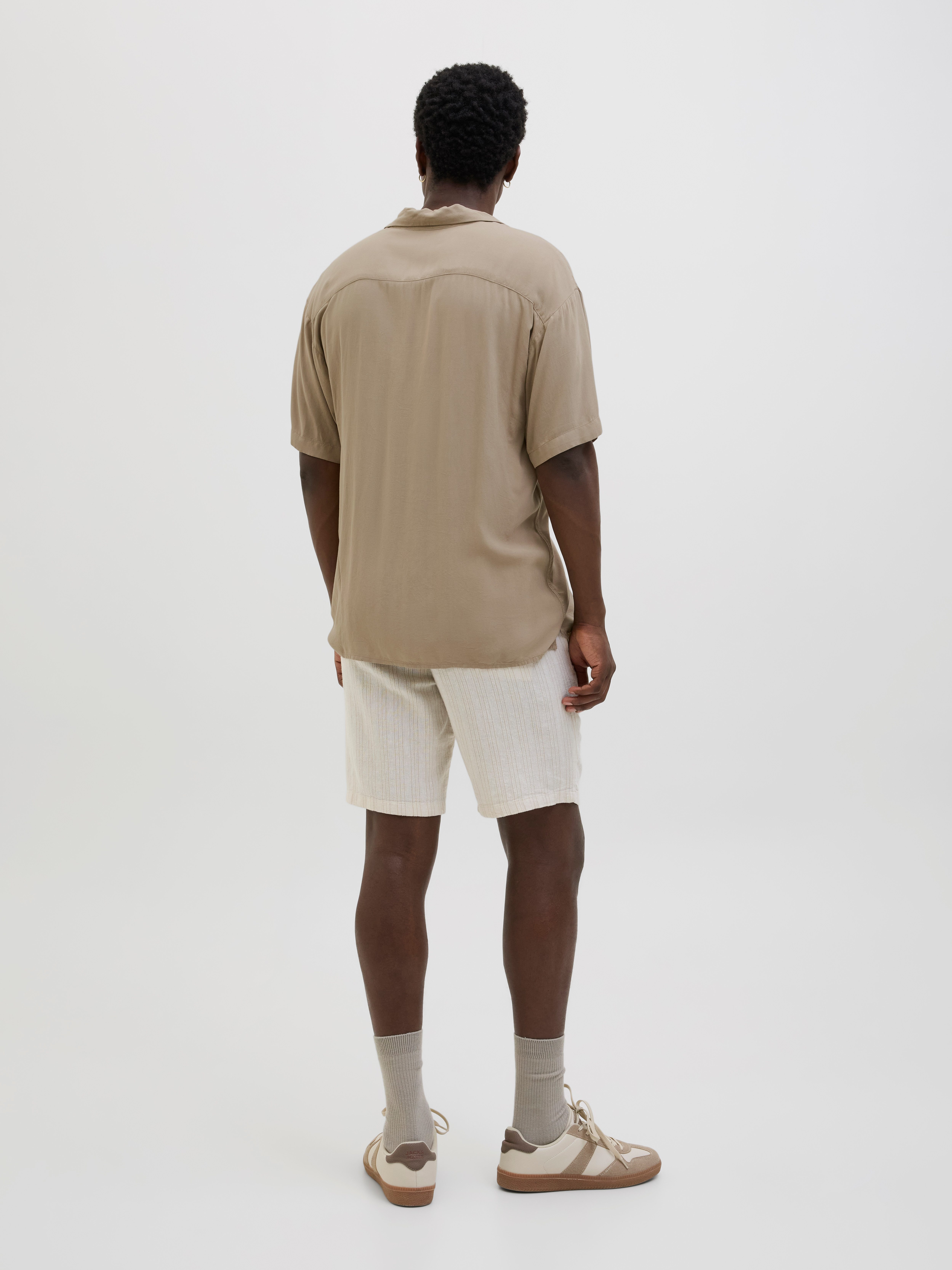 Jack & Jones Overhemd met korte mouwen JJEJEFF SOLID RESORT SHIRT S/S SN